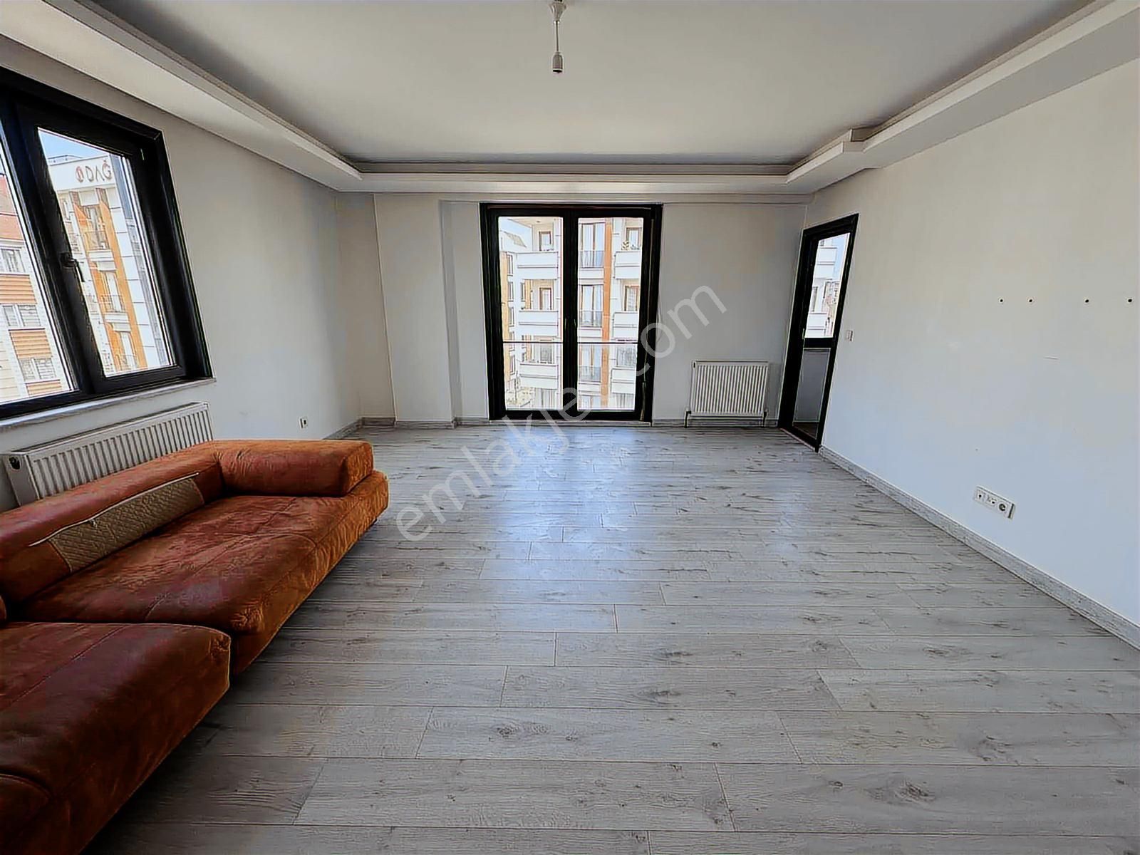 Yaylada Merkezi Konumda Kiralık 2+1 Daire - Görsel 15