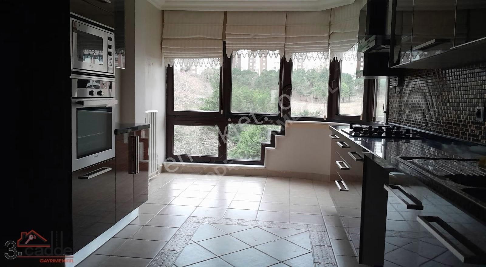 Bahçeşehir, Funda,4+1 A Tipi Kiralık Boş Daire. - Görsel 15