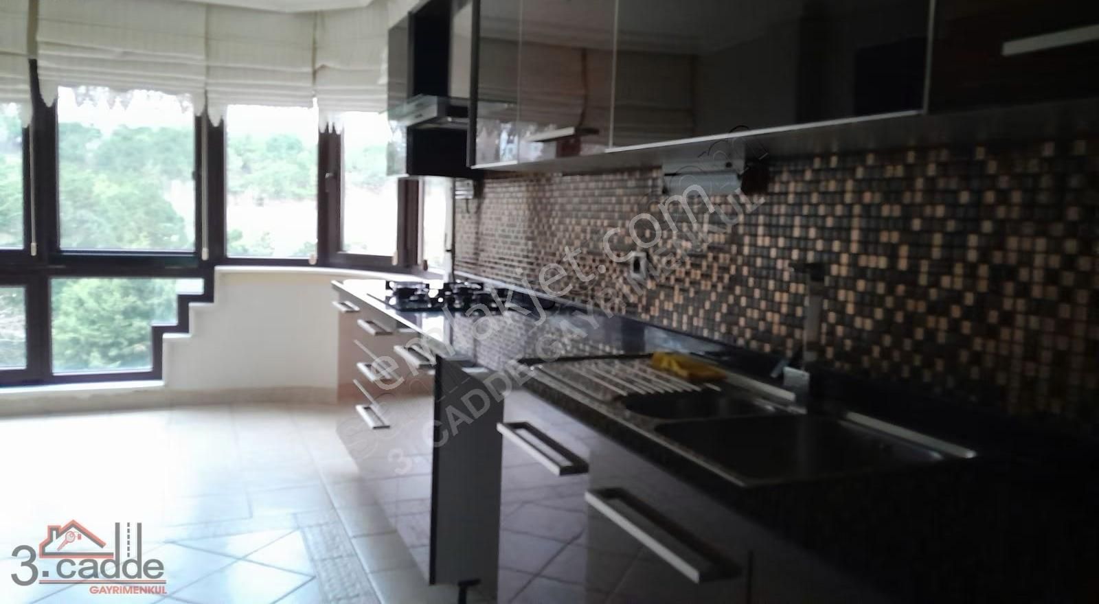 Bahçeşehir, Funda,4+1 A Tipi Kiralık Boş Daire. - Görsel 11