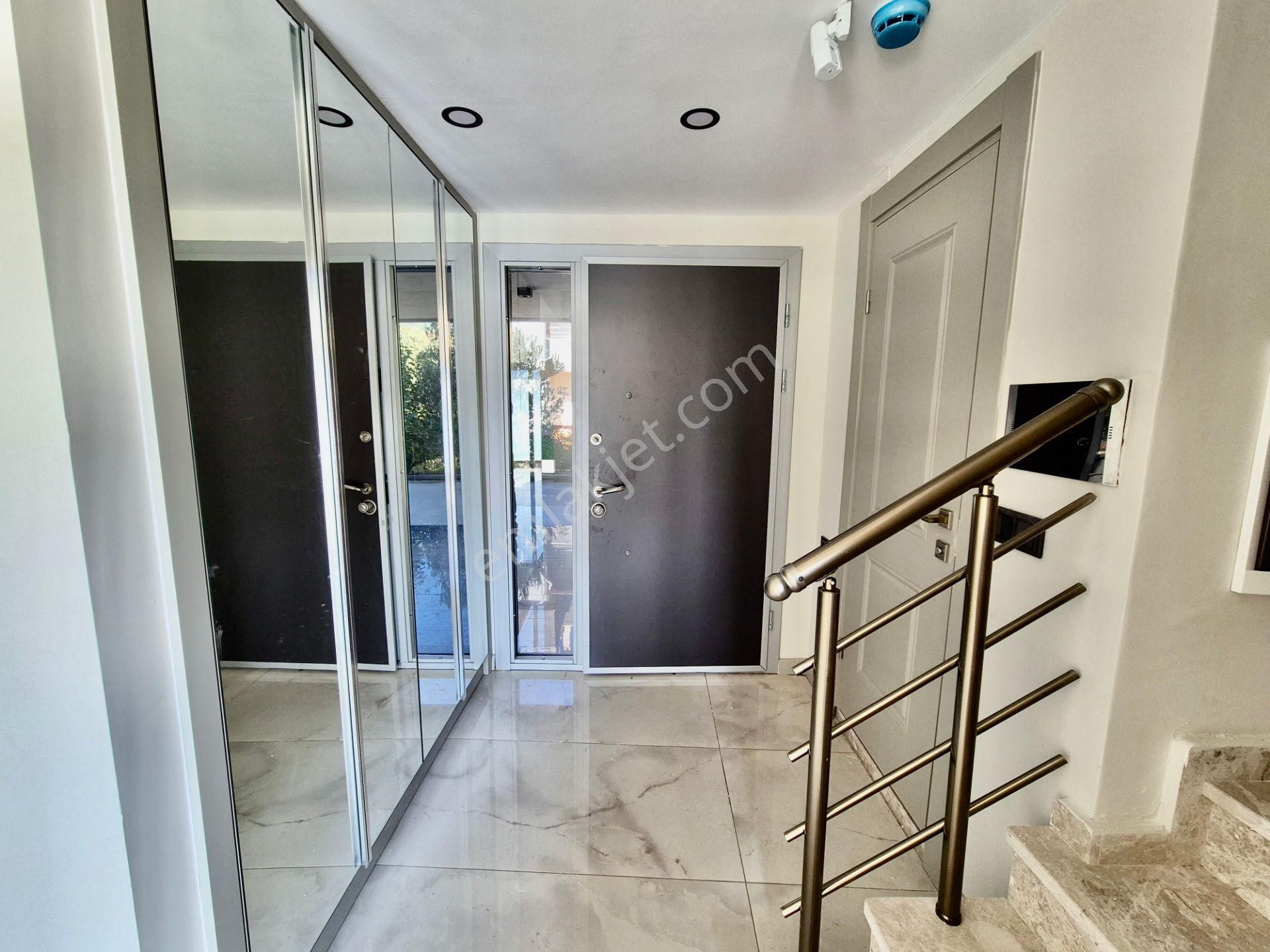 ▓karabuluttan▓güre'nin En Prestiji & Doğa Manzaralı 4+1 Villası - Görsel 9