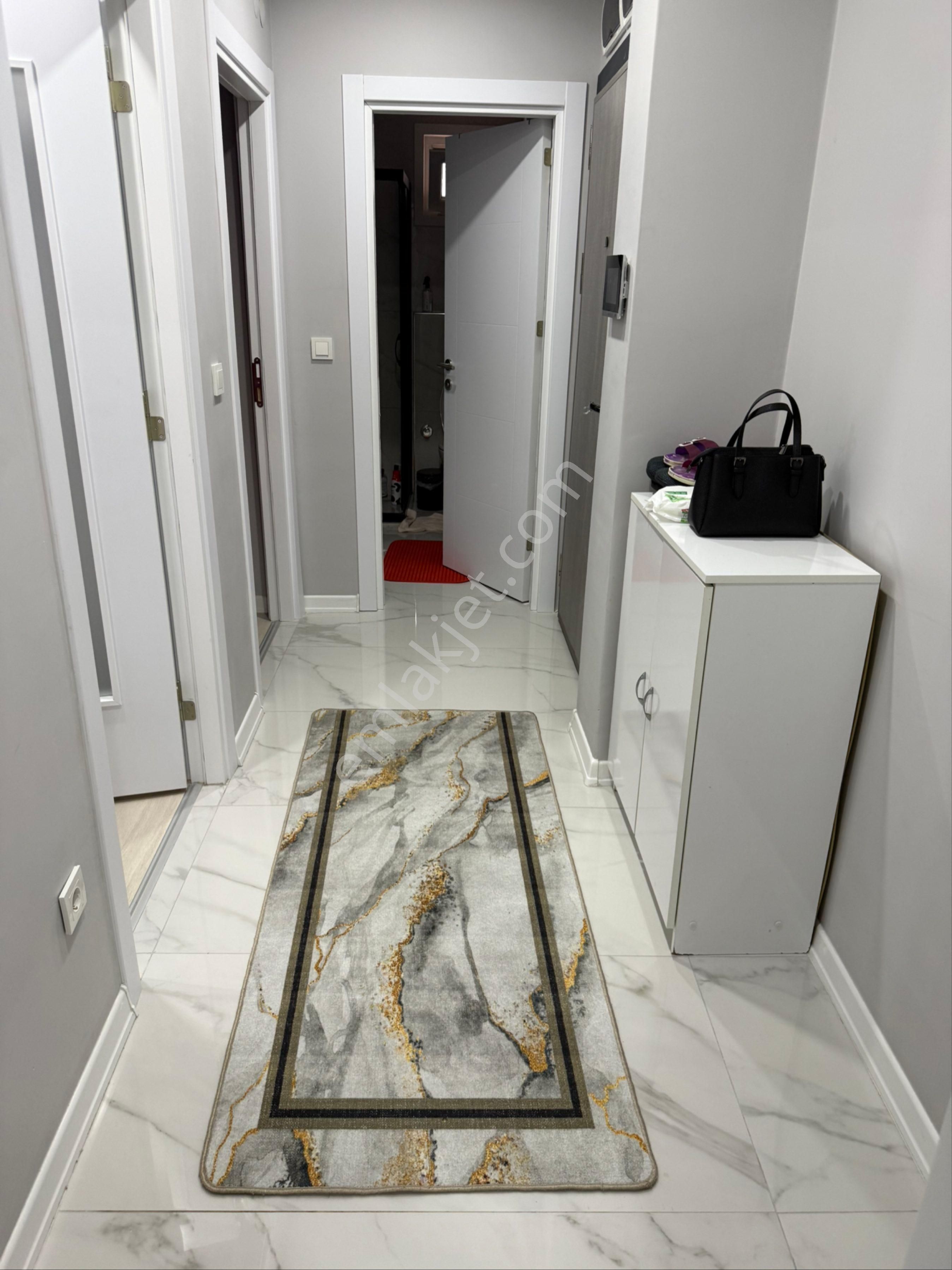 Merkezi Konumda 1+1 Kapalı Mutfak Daire** - Görsel 7