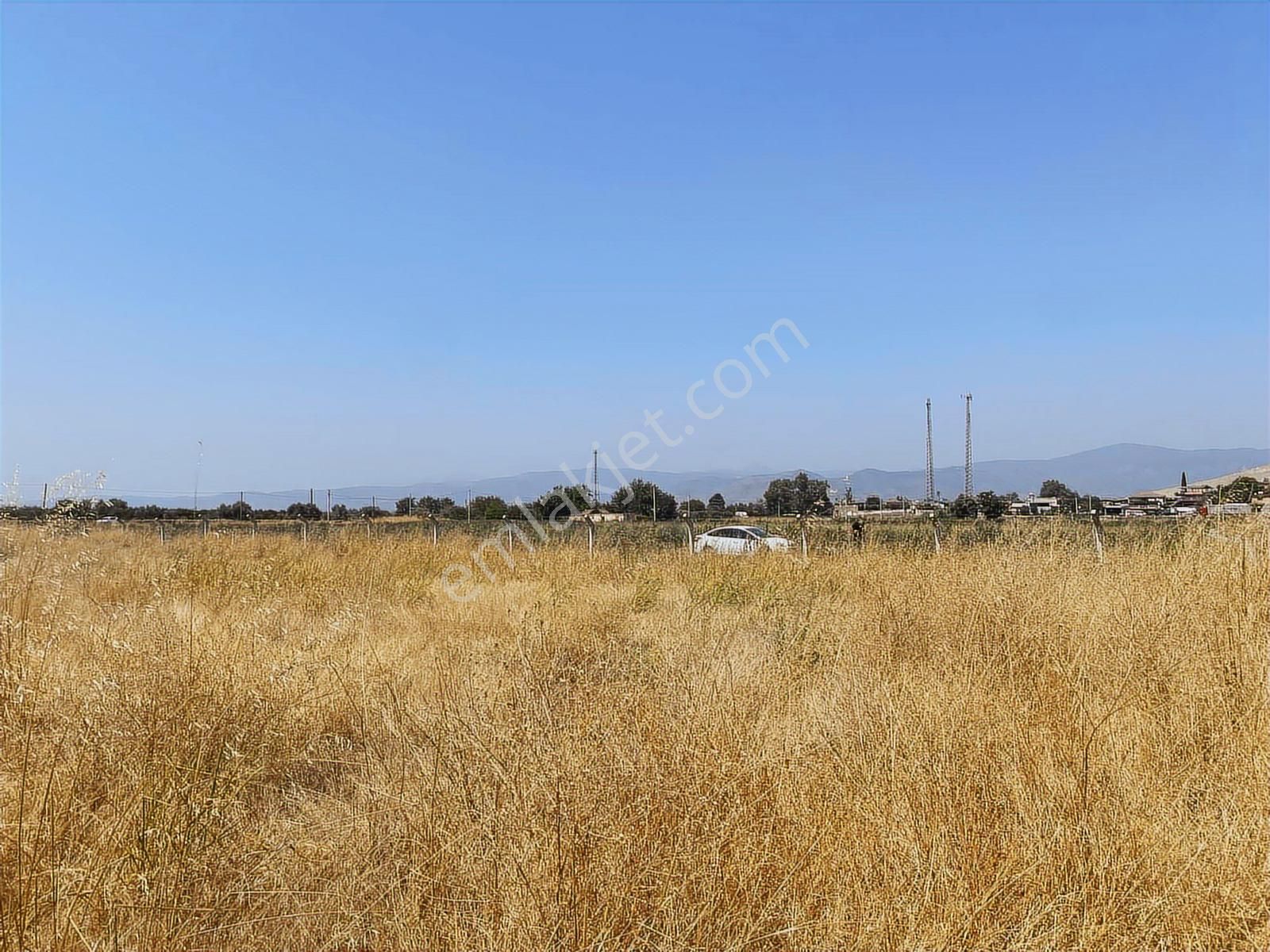 Akar Emlaktan Satılık Tarla Yola Sıfır - Görsel 15