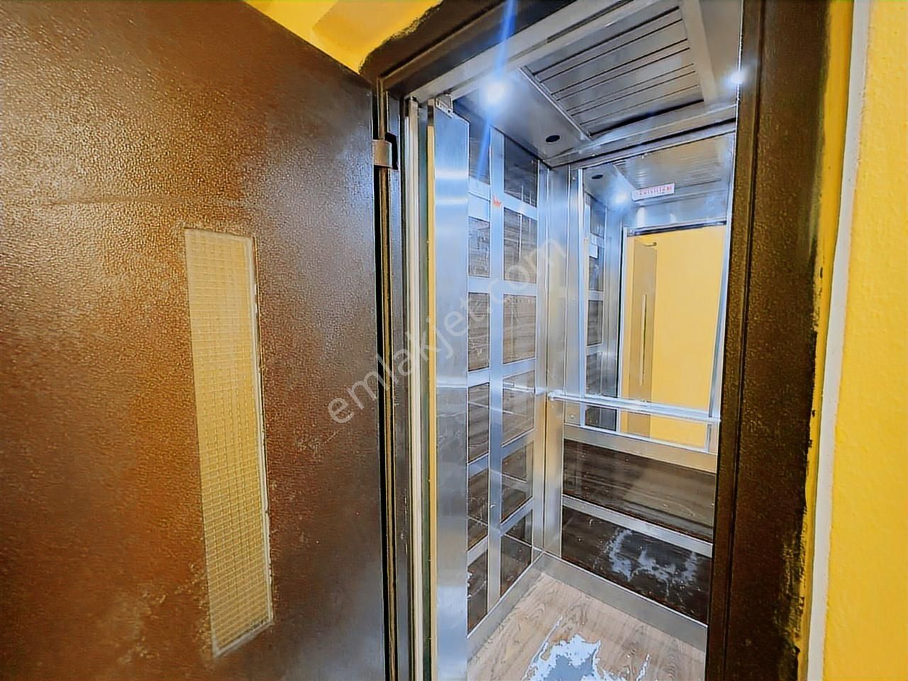 Didim Merkez'de Asansörlü 2+1 Geniş Kelepir Daire - Görsel 9