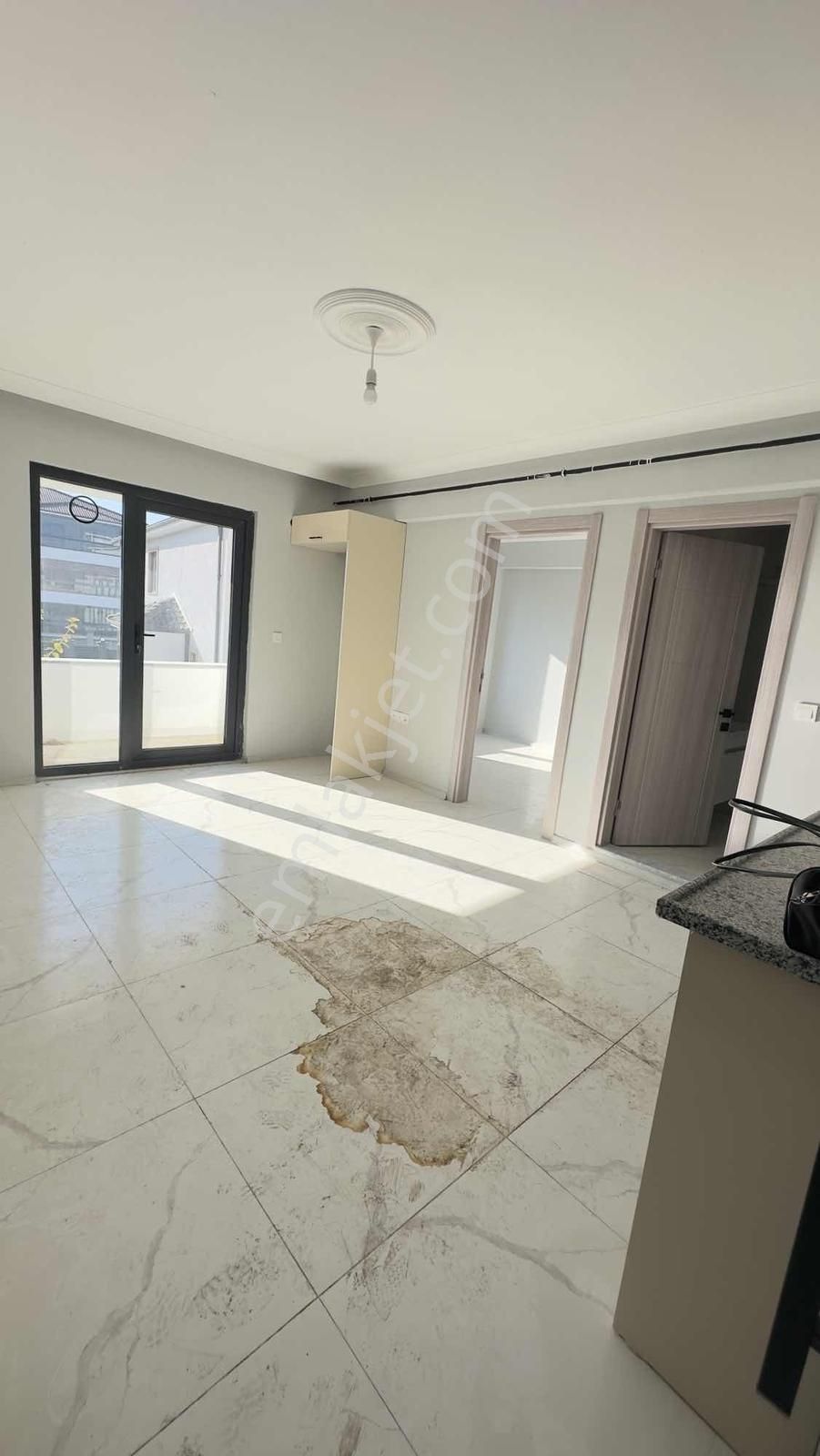 Yön Group'tan 1+1 Ara Kat Satılık Daire - Görsel 14