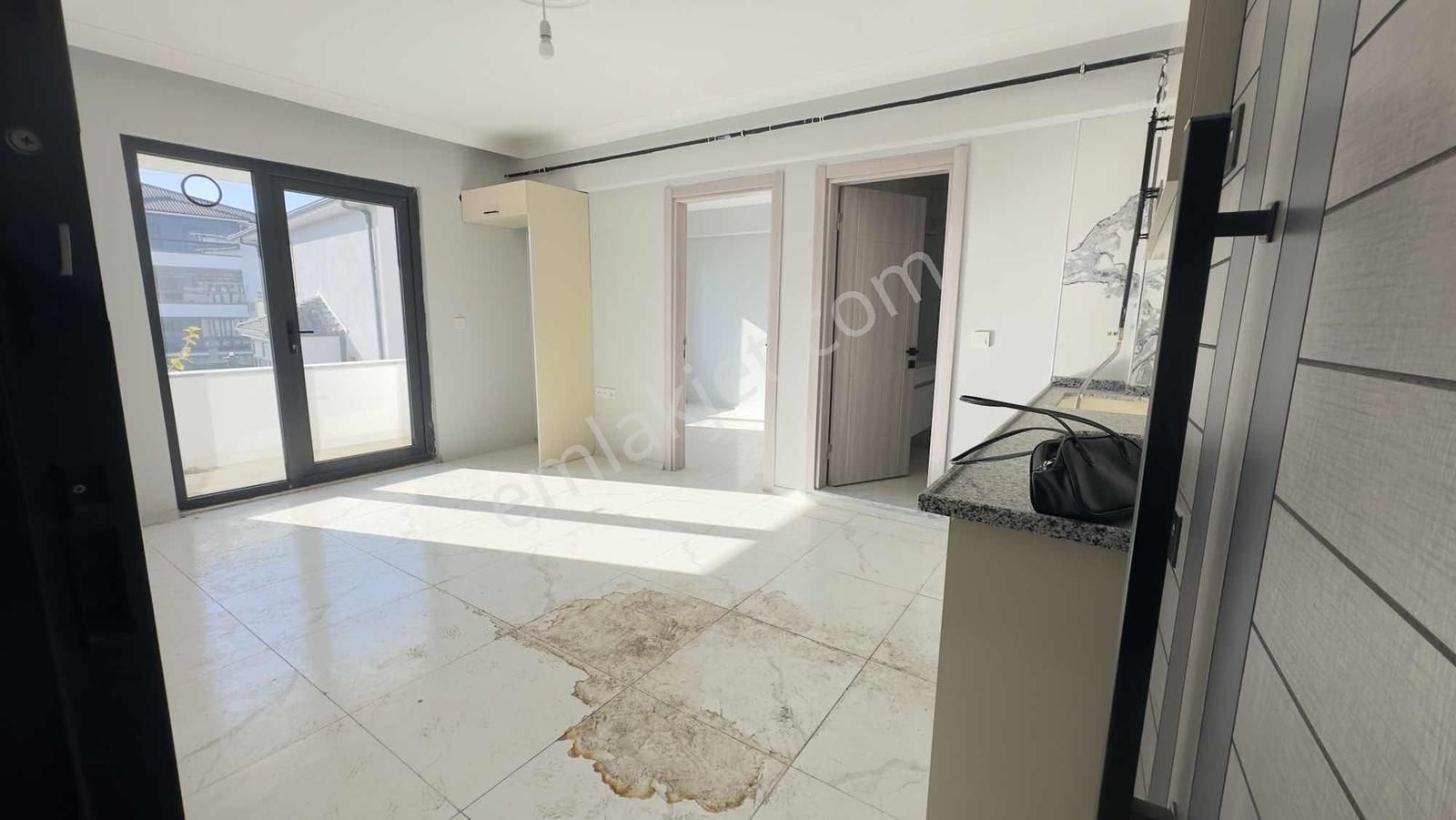 Yön Group'tan 1+1 Ara Kat Satılık Daire - Görsel 18