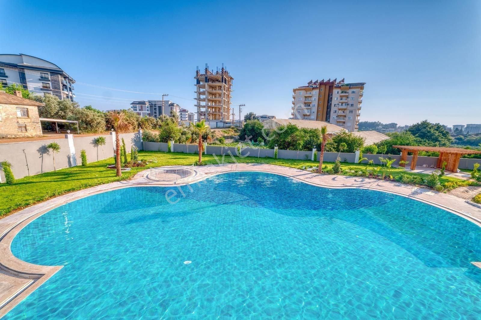 Avsallar’da Havuz Manzaralı Satılık 1+1 Daire - Görsel 14