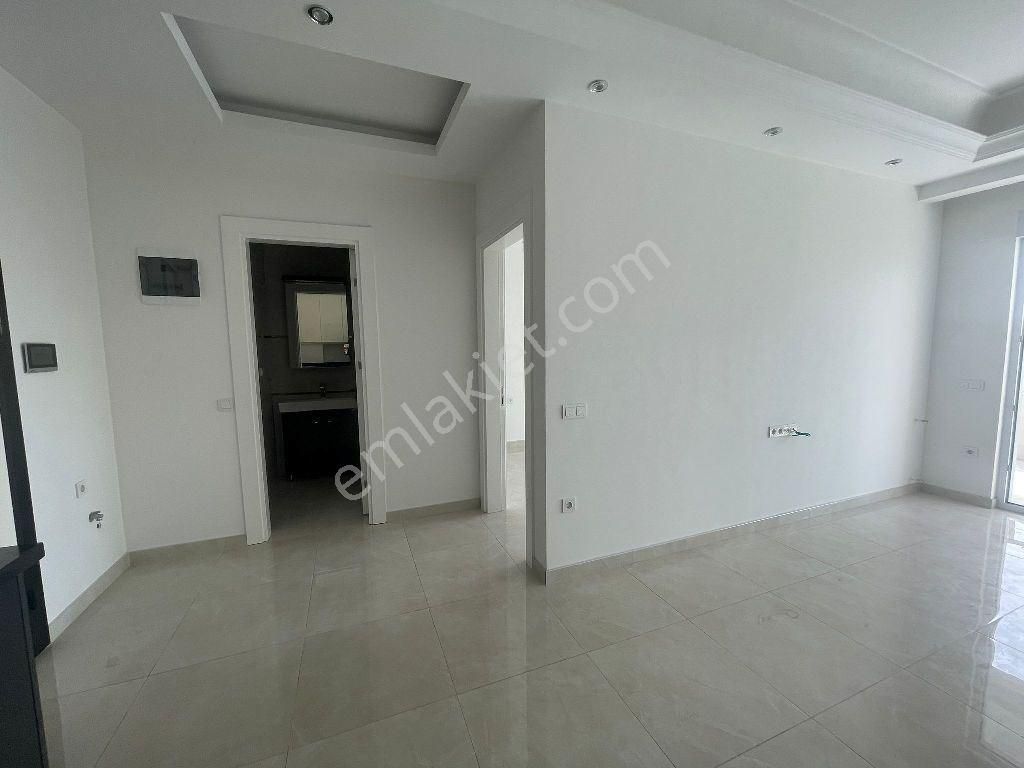 Mahmutlar Ticaret Kompleksi'nde Satılık 1+1 Daire - Görsel 33