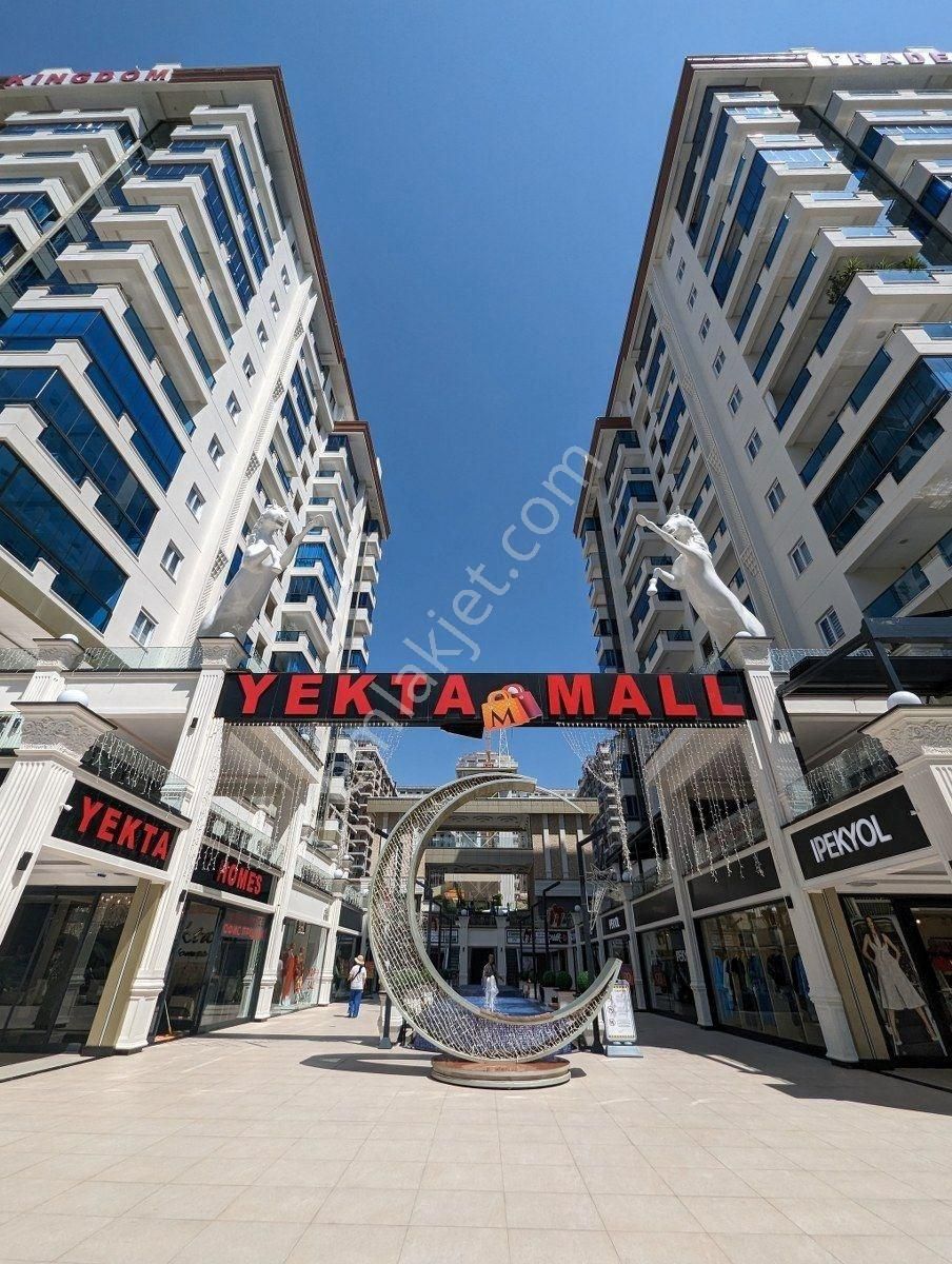 Mahmutlar Ticaret Kompleksi'nde Satılık 1+1 Daire