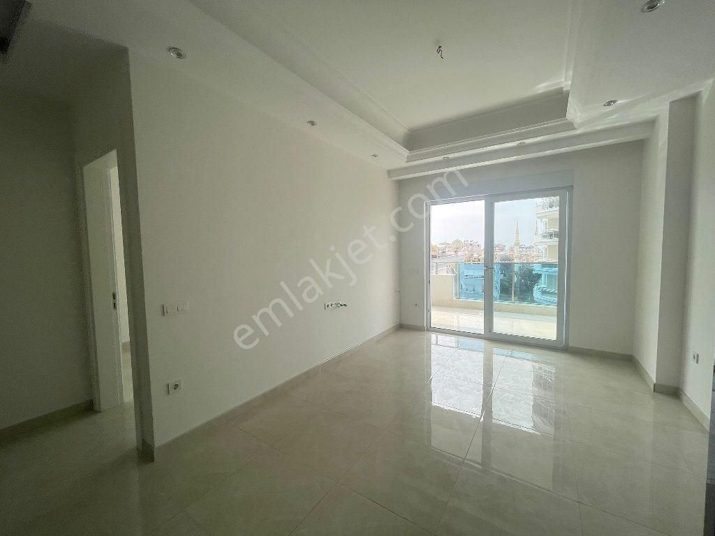 Mahmutlar Ticaret Kompleksi'nde Satılık 1+1 Daire - Görsel 24