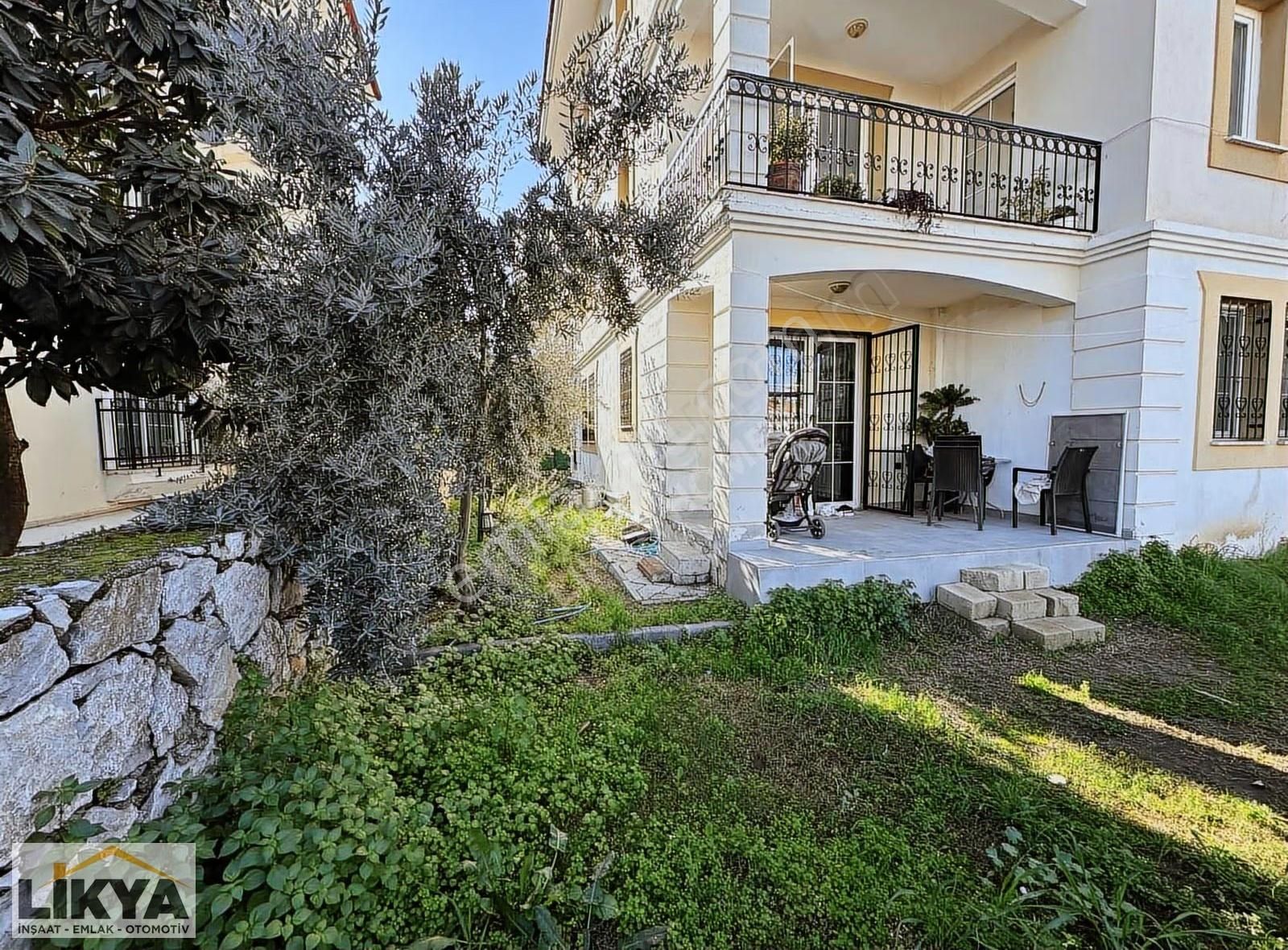 Erasta Avm Yakını 2+1 Kapalı Mutfak 100 M2 Zemin Kat Bahçeli