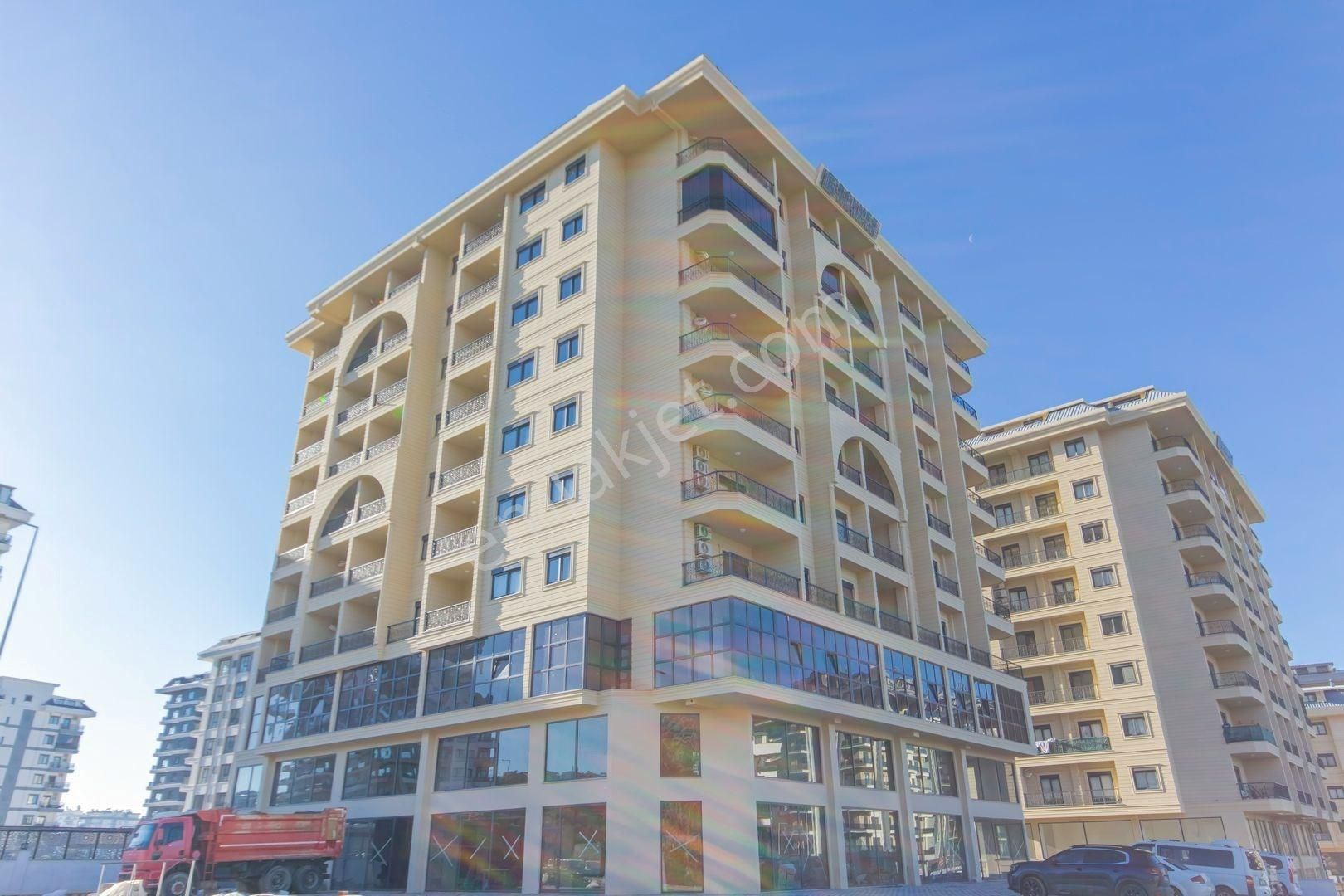 Alanya Mahmutlar’da Lüks Sitede Güney Cepheli 1+1 Daire - Görsel 2