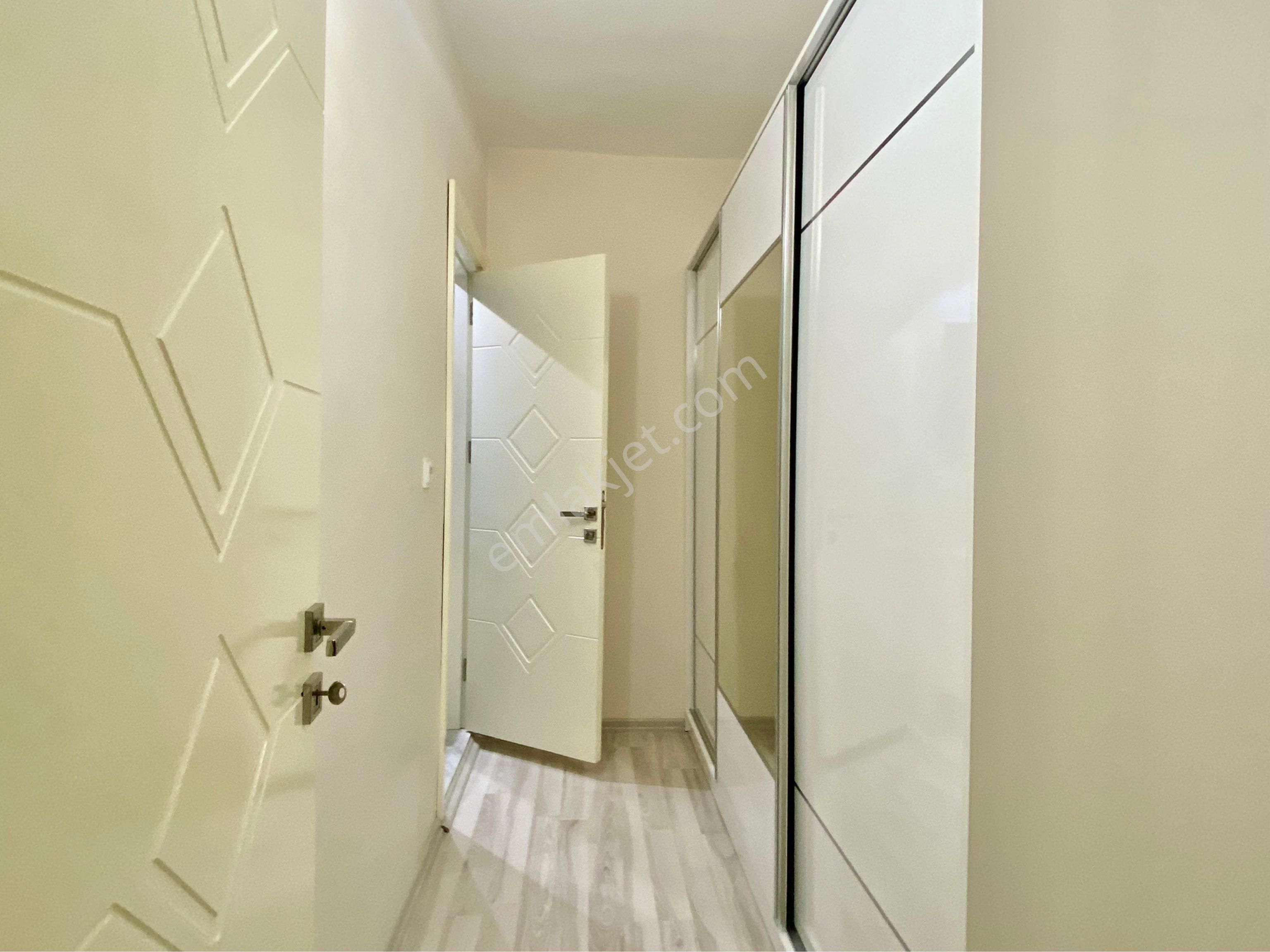 Torbalıda Havuzlu Site İçerisinde Kiralık Doğalgazlı Arakat Lüks Daire - Görsel 7