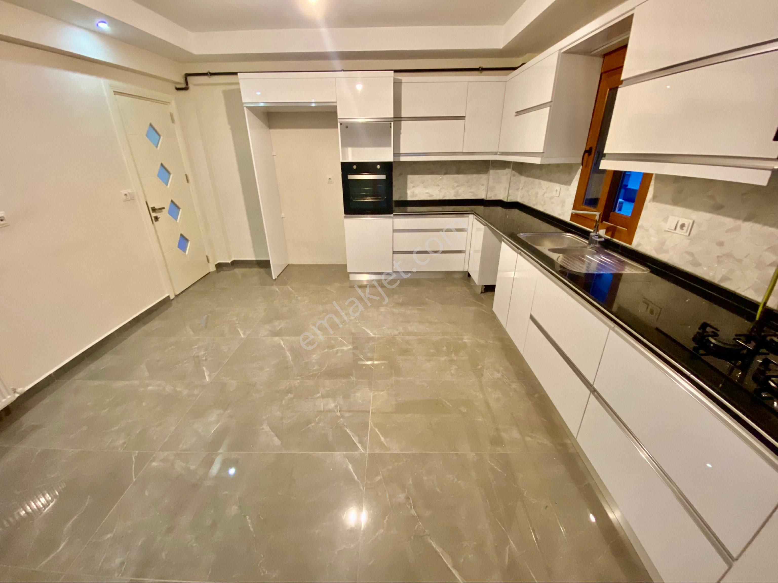 Torbalıda Havuzlu Site İçerisinde Kiralık Doğalgazlı Arakat Lüks Daire - Görsel 29