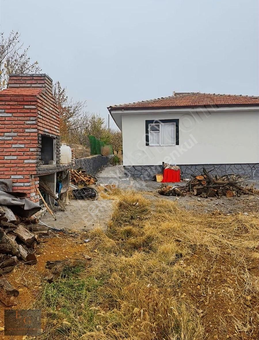 Emtia'dan Samanköy'de Merkez'e 6 Km Mesafede Müstakil Bahçeli Ev - Görsel 4