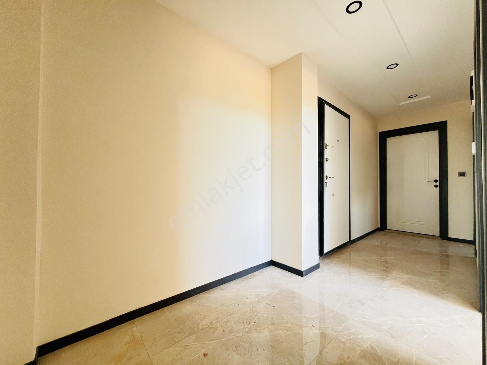 2+1 Geniş Ebevyen Banyolu & Ayrı Mutfaklı Fırsat Sıfır Daire - Görsel 12