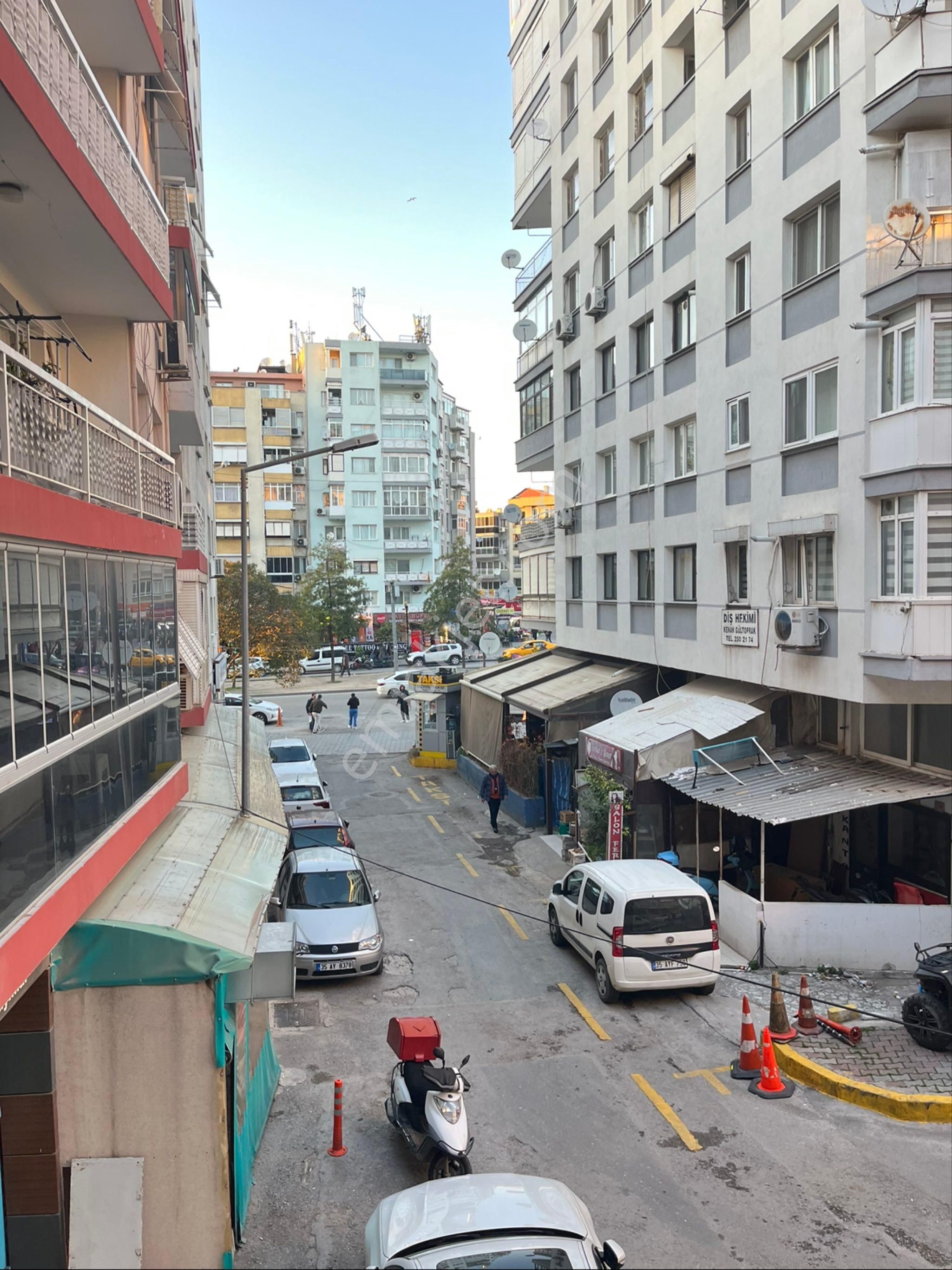 İzmir Karabağlar Bahçelievler Mah 2+1 Kiralık Daire - Görsel 20