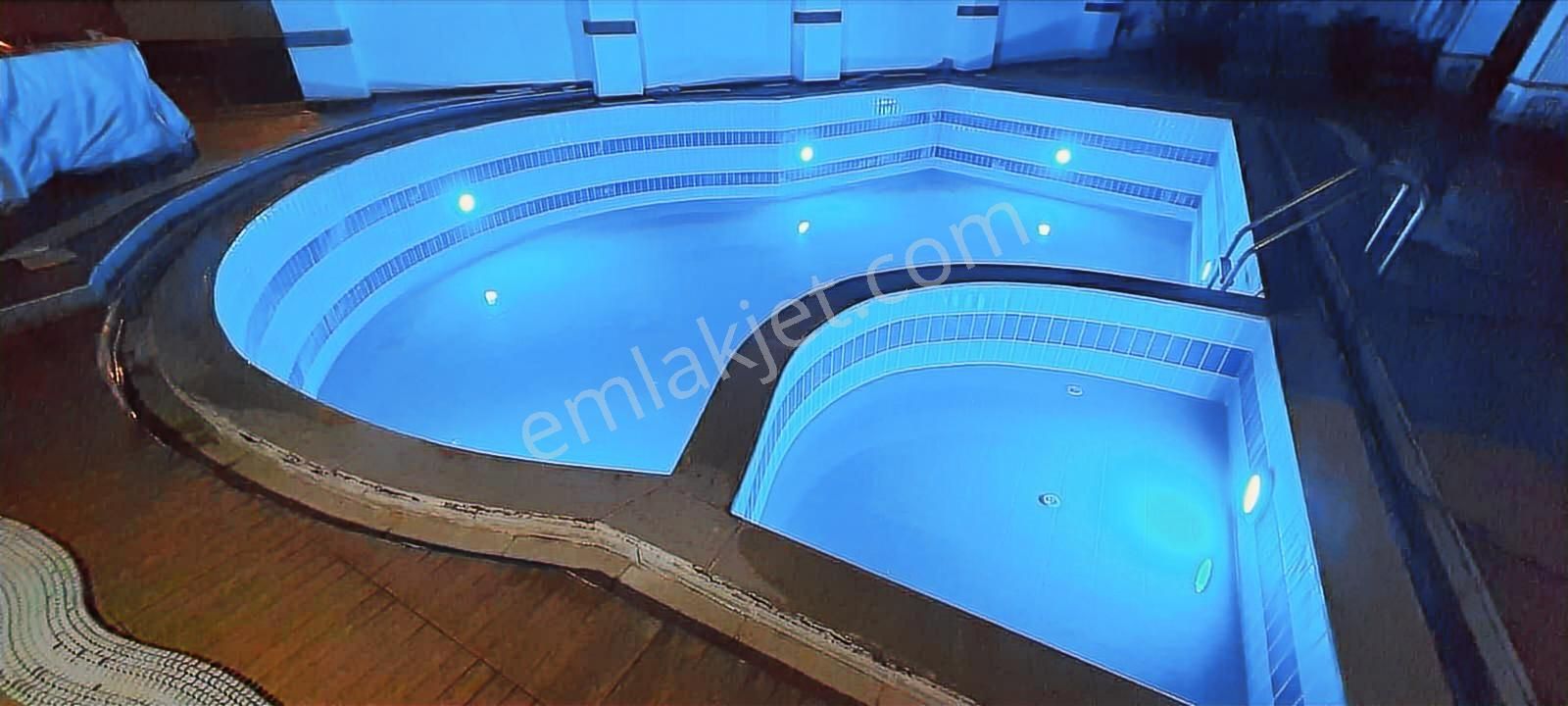 Didim Akbükte Harika Manzaralı Havuzlu 5+2 Satılık Lüks Villa - Görsel 24