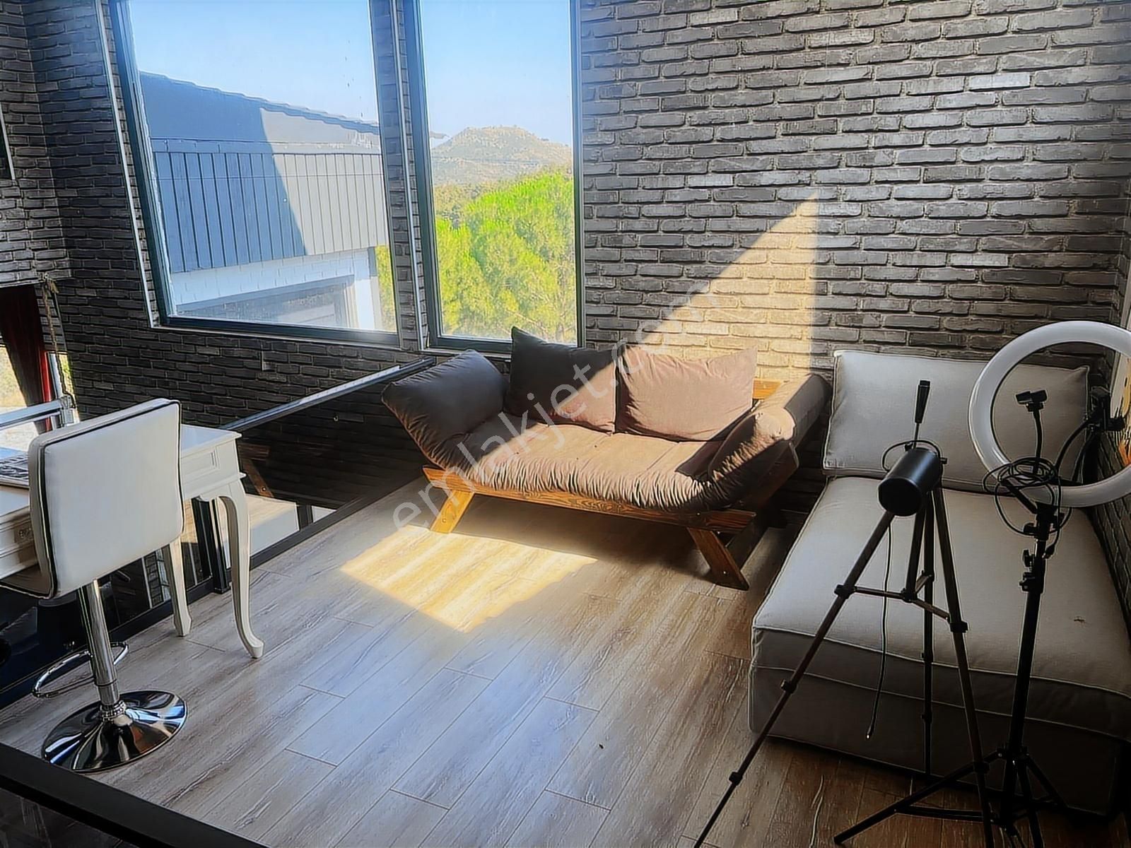 İzmir Bergama'da Doğanın İçinde Malikane - Görsel 30