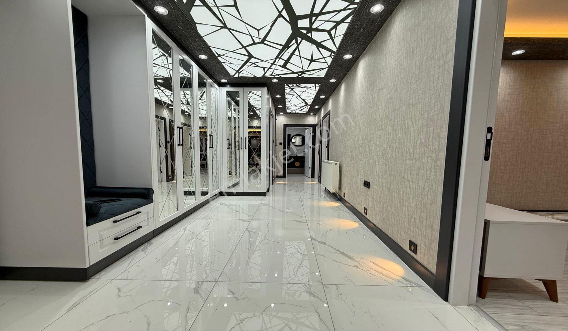 Kuşcağızda Vadi Yakını 3+1 Özel Lüks Yapılı Asansörlü Fırsat - Görsel 15