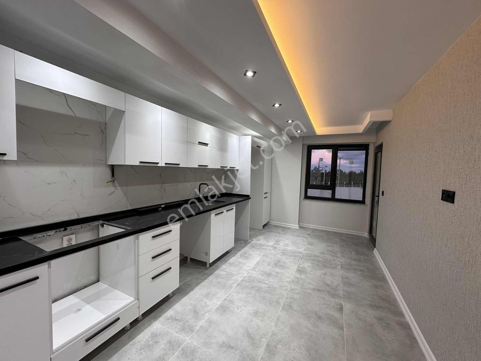 Esentepe Mh. Tei Yanı Zeminden Isıtmalı Satılık Lüks 3+1 Daire - Görsel 5