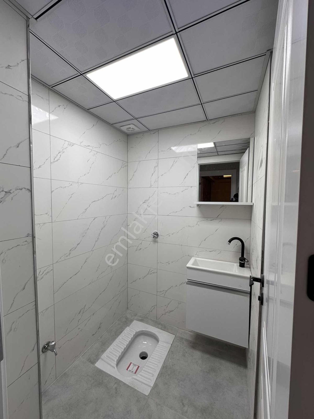 Esentepe Mh. Tei Yanı Zeminden Isıtmalı Satılık Lüks 3+1 Daire - Görsel 10