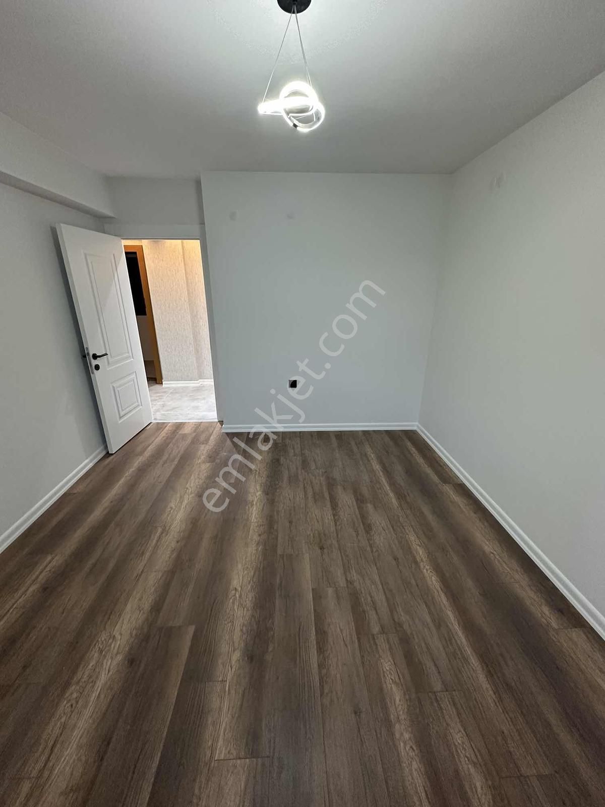 Esentepe Mh. Tei Yanı Zeminden Isıtmalı Satılık Lüks 3+1 Daire - Görsel 7