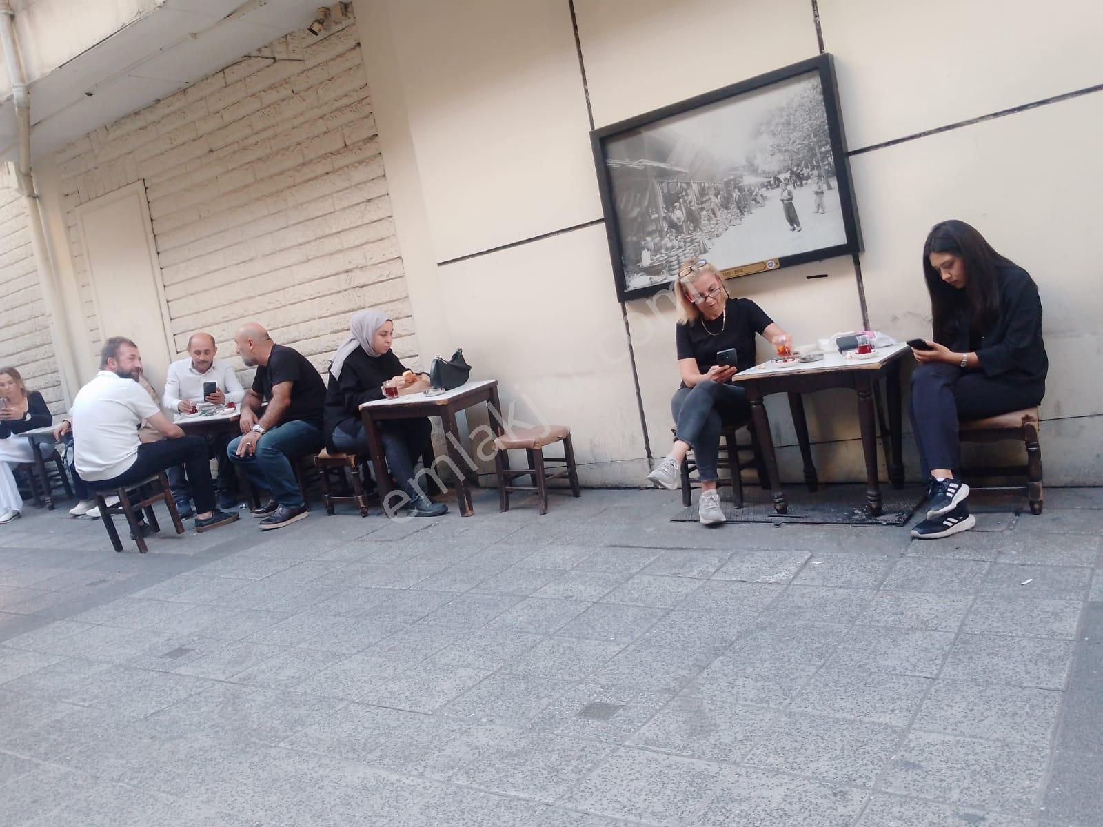 Bursa Nalbantoğlu Ulu Camı Karşısı Devren Satılık Çay Bahçesi