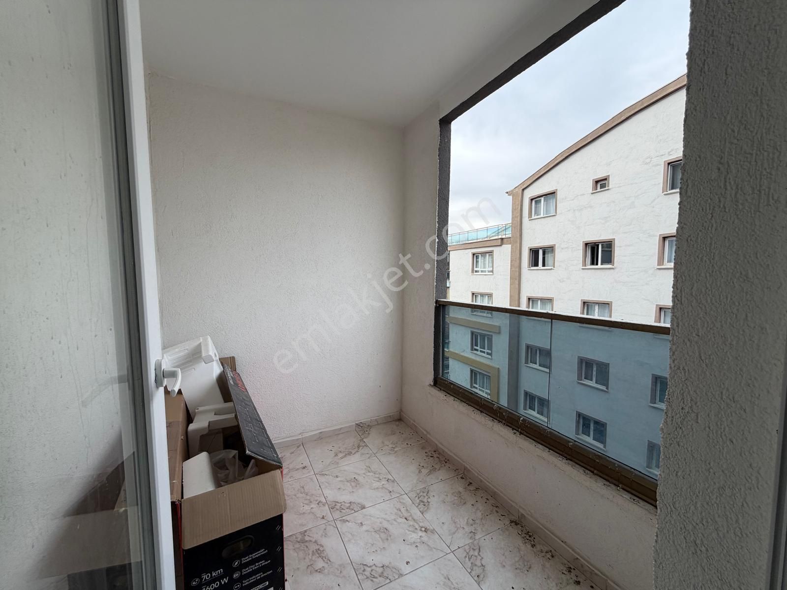 Eminevim Tarzı Finans Kuruluşlarına Uygun Teras Balkonlu 3+1 - Görsel 32