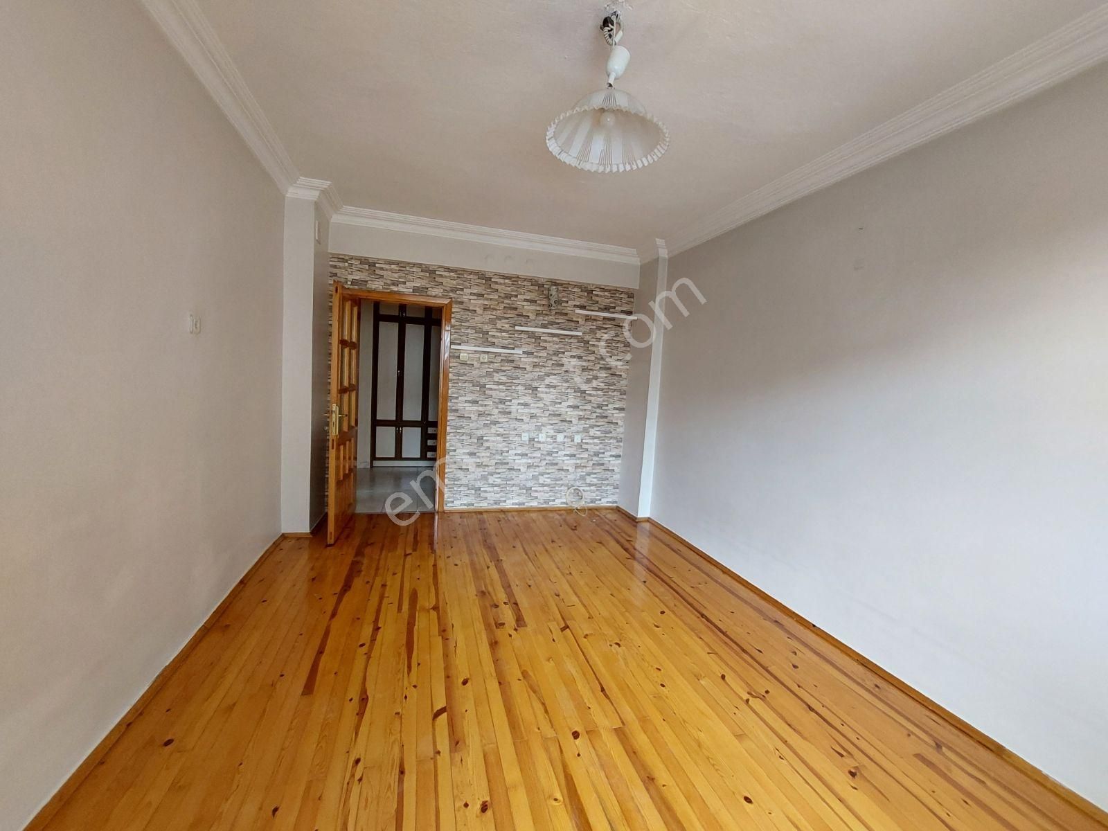 Nakipoğlu'nda Merkezi Konumda, Geniş Ve Masrafsız Kiralık Daire. - Görsel 24