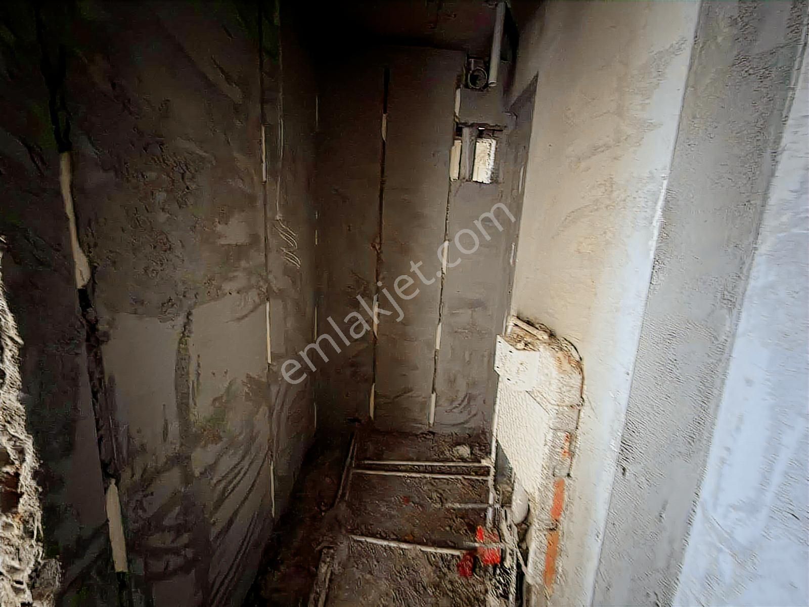 Tuzla Mimar Sinan Satılık Geniş Sıfır 3+1 Asansörlü Arakat Daire - Görsel 13