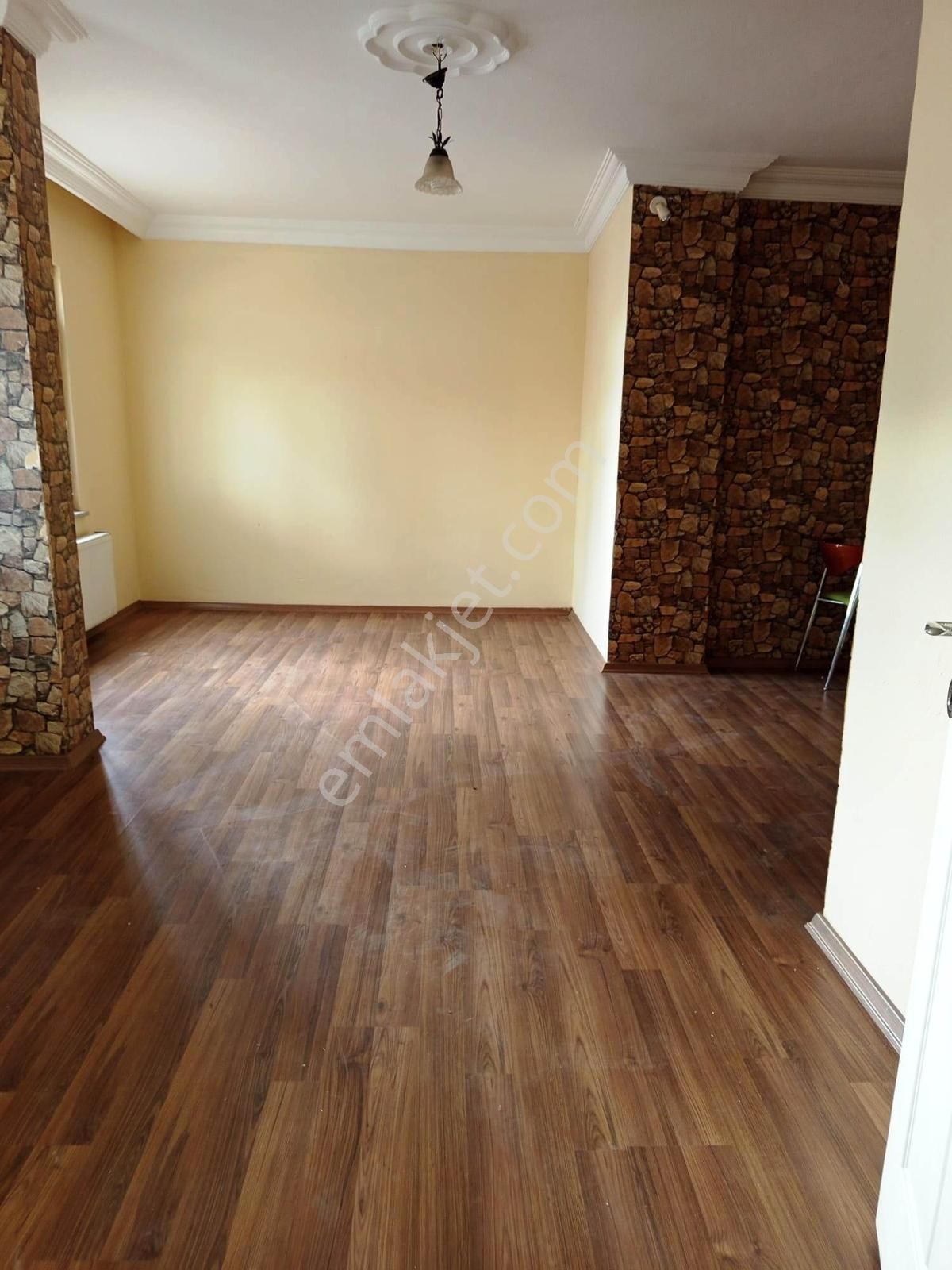 Pendik Merkez Sahile Ve Trene Yürüme Mesafeli Geniş 1+1 Kiralık - Görsel 6