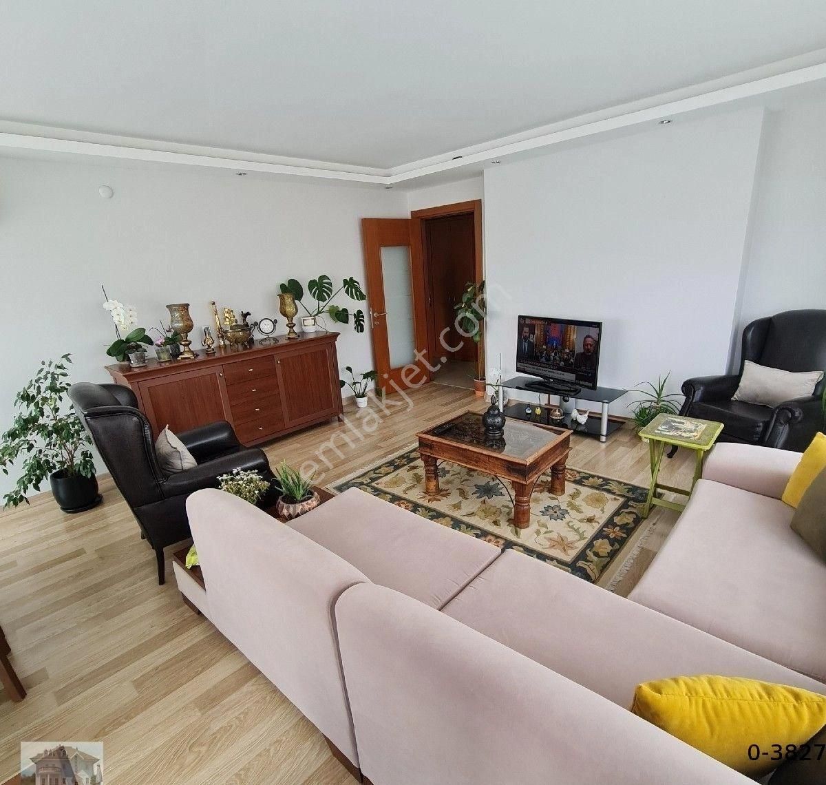 Dragos Sahilde Yeni Binada Satilik 3+1daire - Görsel 9