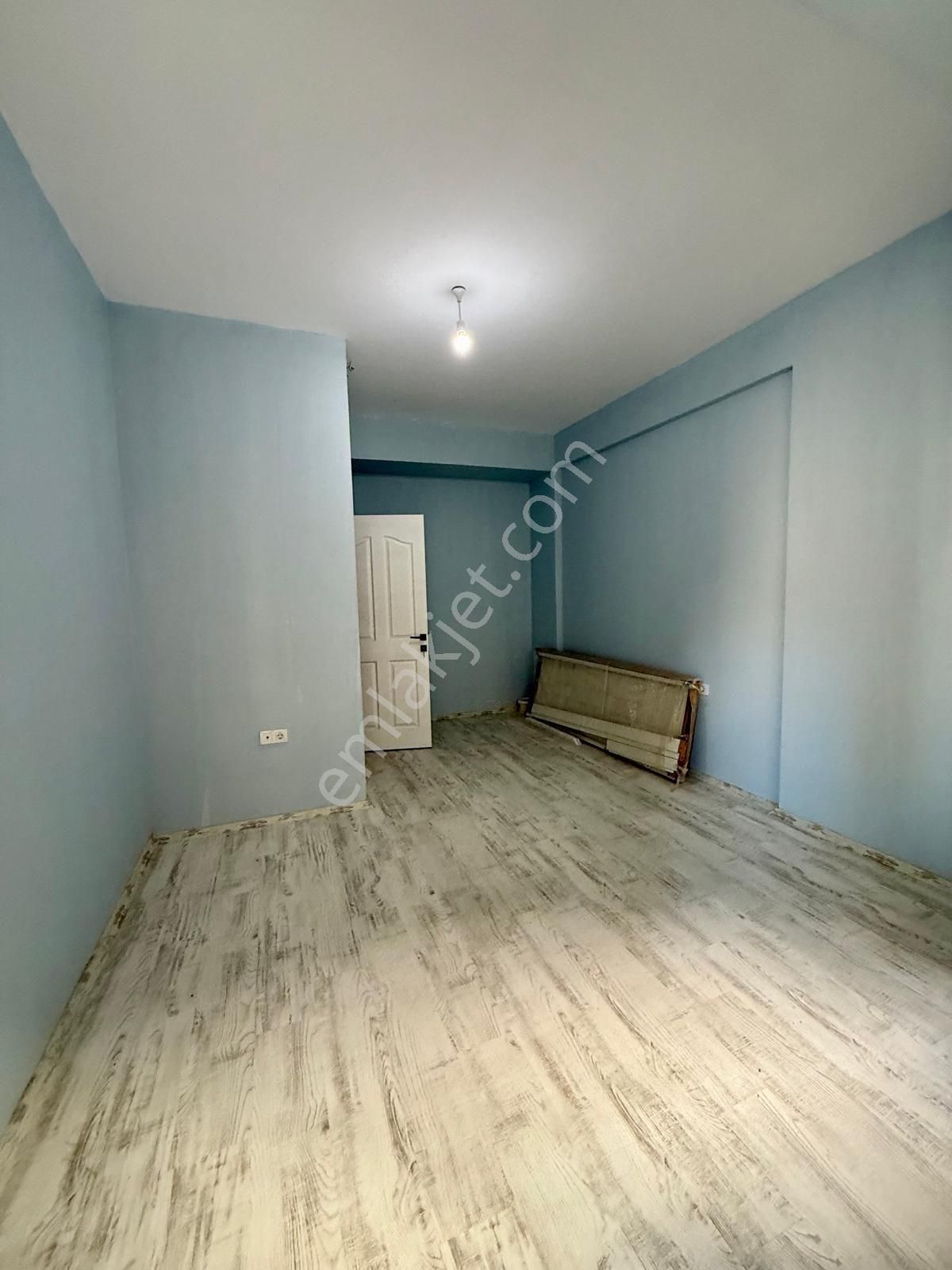 Kuşadasının Tam Merkezinde Yeni Bina Satılık 1+1 Daire !! - Görsel 14