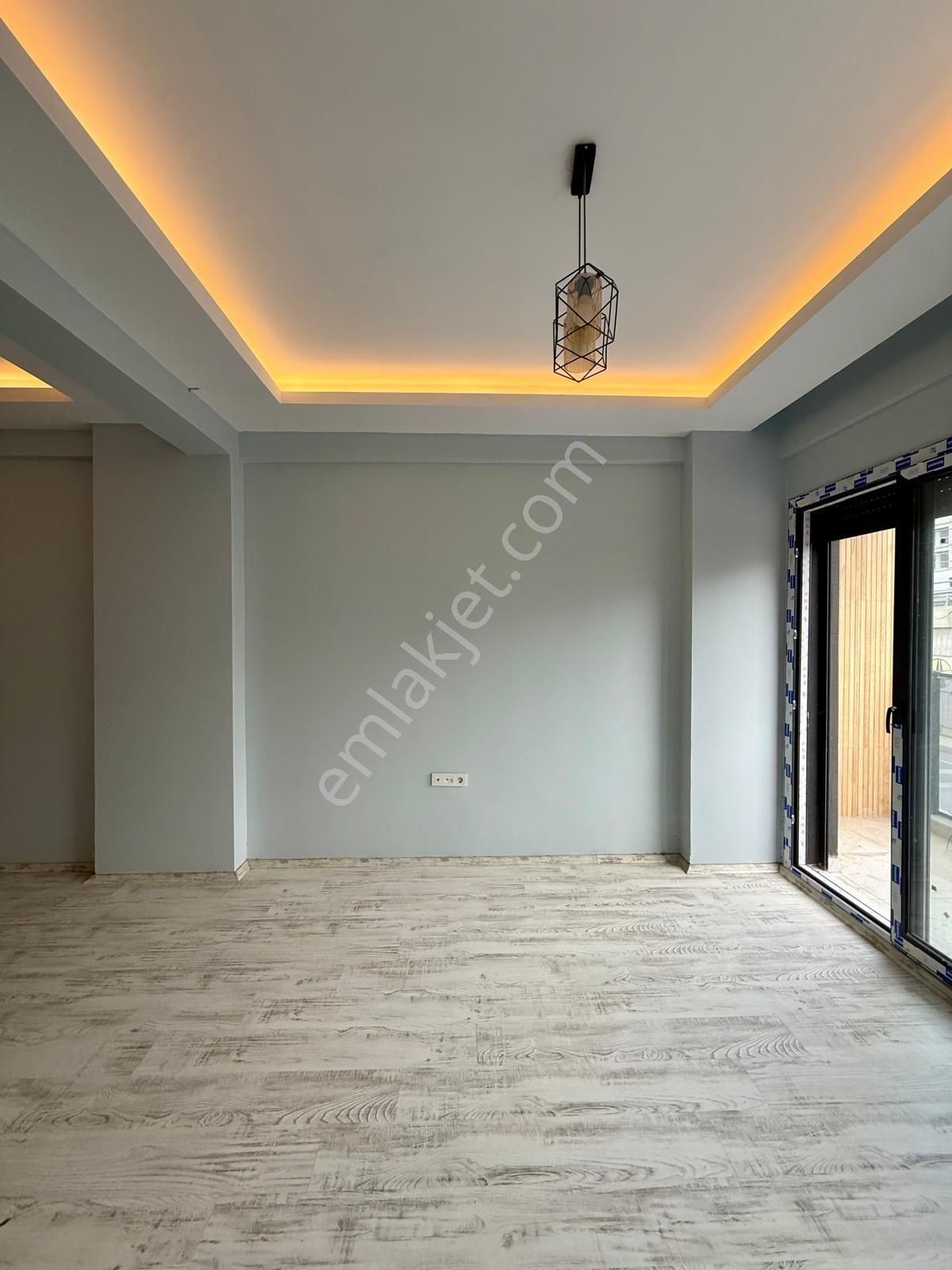 Kuşadasının Tam Merkezinde Yeni Bina Satılık 1+1 Daire !! - Görsel 9