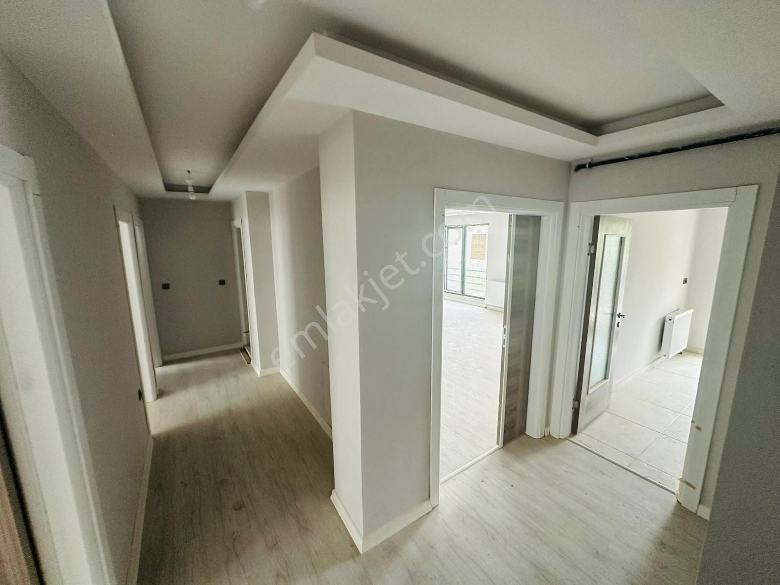 Tırpan Gayrimenkul'den 3+1 Ara Kat Sıfır Havuzlu Site İçerisinde - Görsel 15