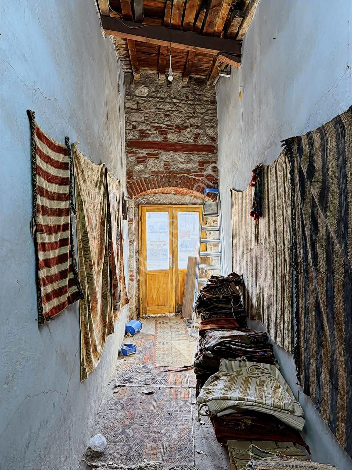 Bergama Kızılavlu Manzaralı Dükkan Ve Rum Evi - Görsel 29