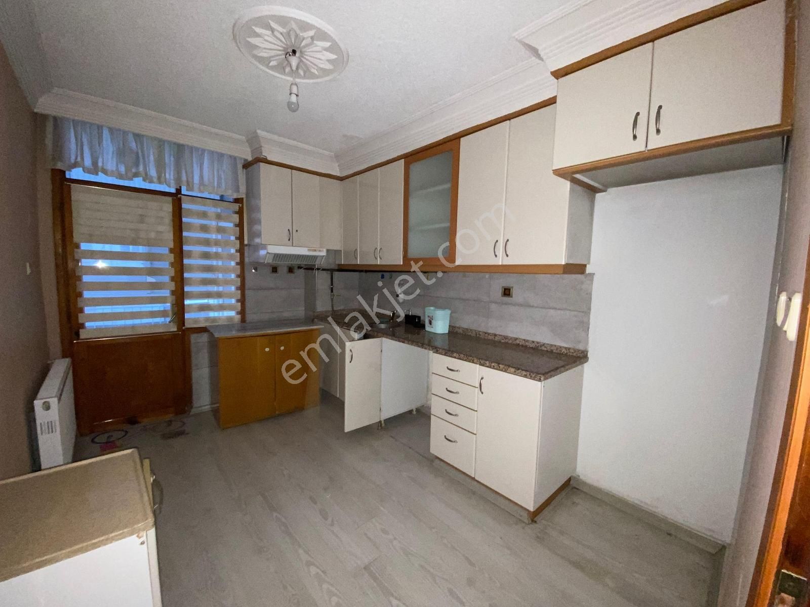 Belediye Evleri Mh Final Okulları Karşısın'da 3+1 Kiralık Daire - Görsel 18