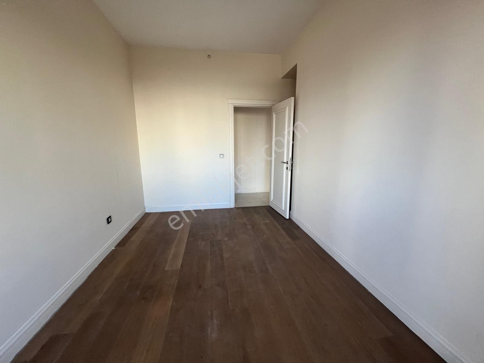 Kiptaş Venezia Mega Satılık Boş Avm Mnzr. 2 Banyolu Balkonlu En Uygun 3+1 Daire - Görsel 12