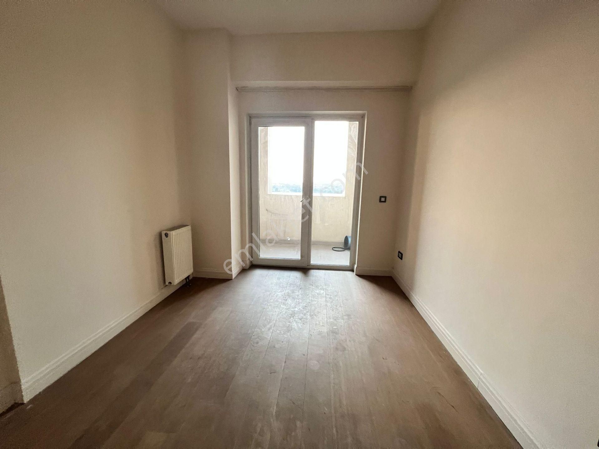Kiptaş Venezia Mega Satılık Boş Avm Mnzr. 2 Banyolu Balkonlu En Uygun 3+1 Daire - Görsel 13