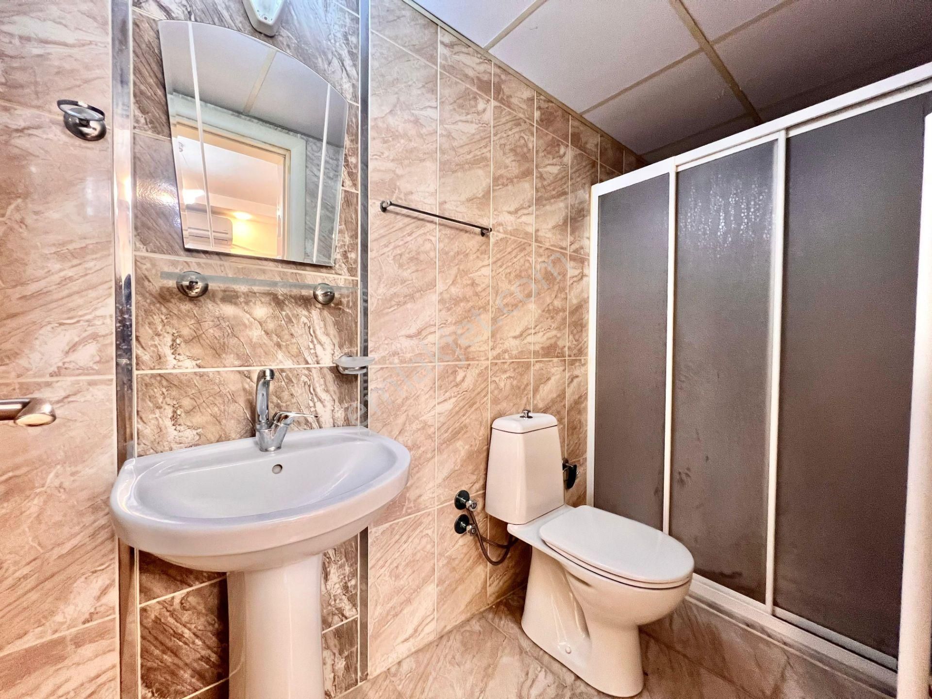 Fesleğen Mahallesinde Kıbrıs Şehitler Diş Hastanesinin Yakınında Full Lüx Eşyalı 1+1 A160 - Görsel 11