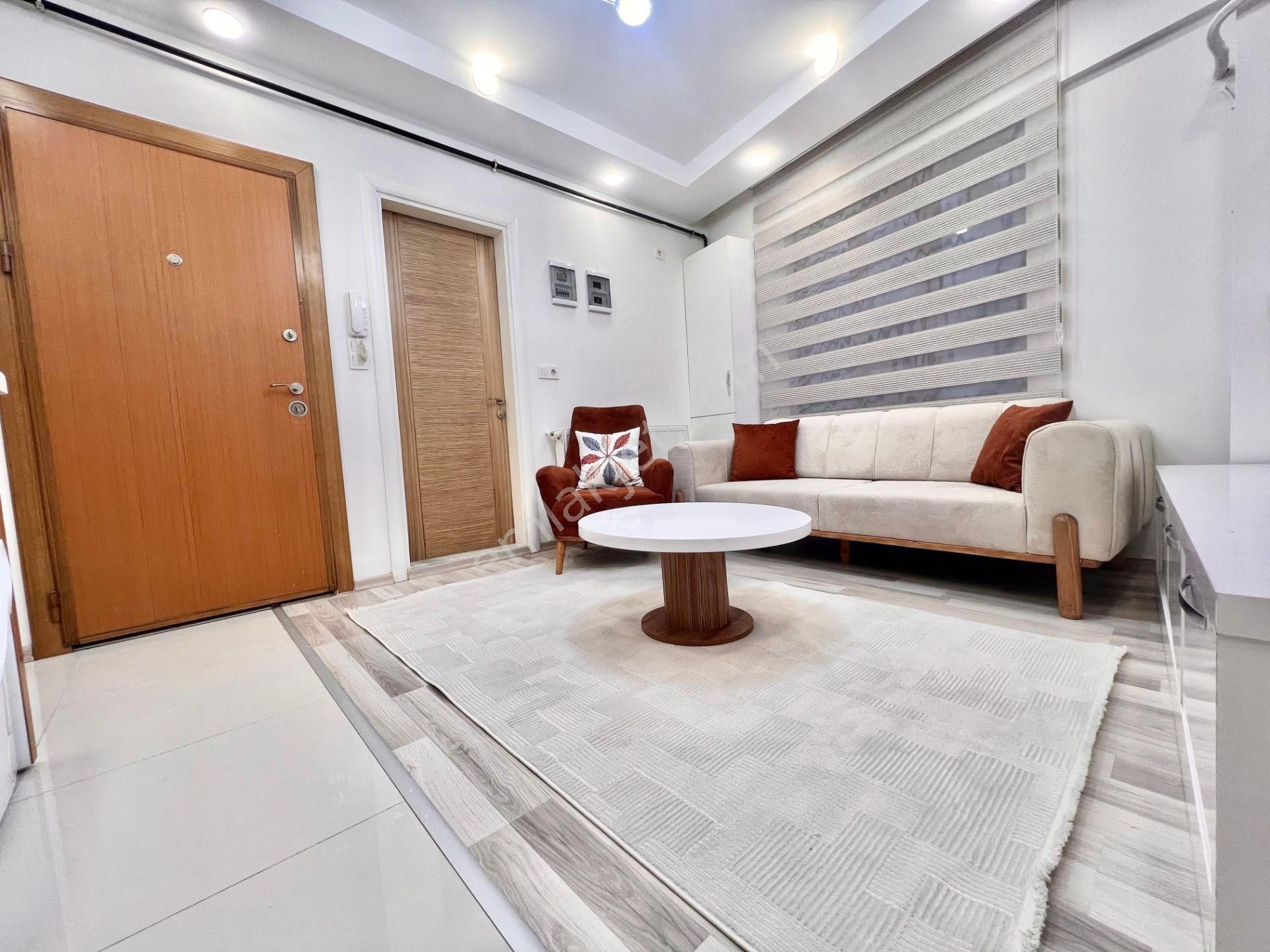 Fesleğen Mahallesinde Kıbrıs Şehitler Diş Hastanesinin Yakınında Full Lüx Eşyalı 1+1 A160 - Görsel 5