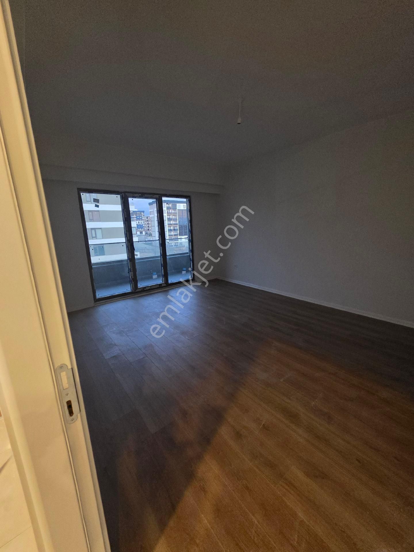 Çerkezköy Tepe Adalet Konaklarında Ara Kat Satılık 3+1 - Görsel 8