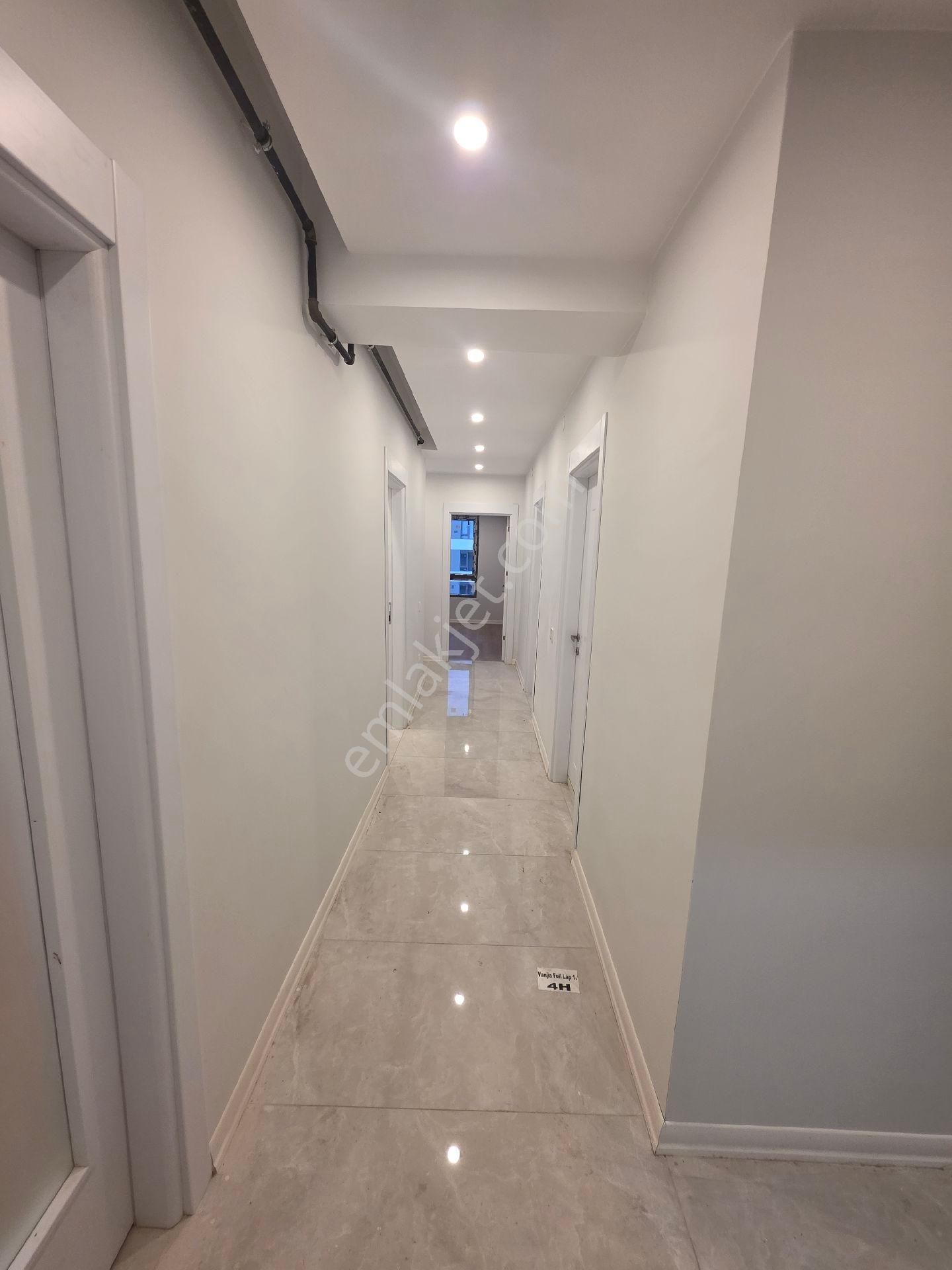 Çerkezköy Tepe Adalet Konaklarında Ara Kat Satılık 3+1 - Görsel 13