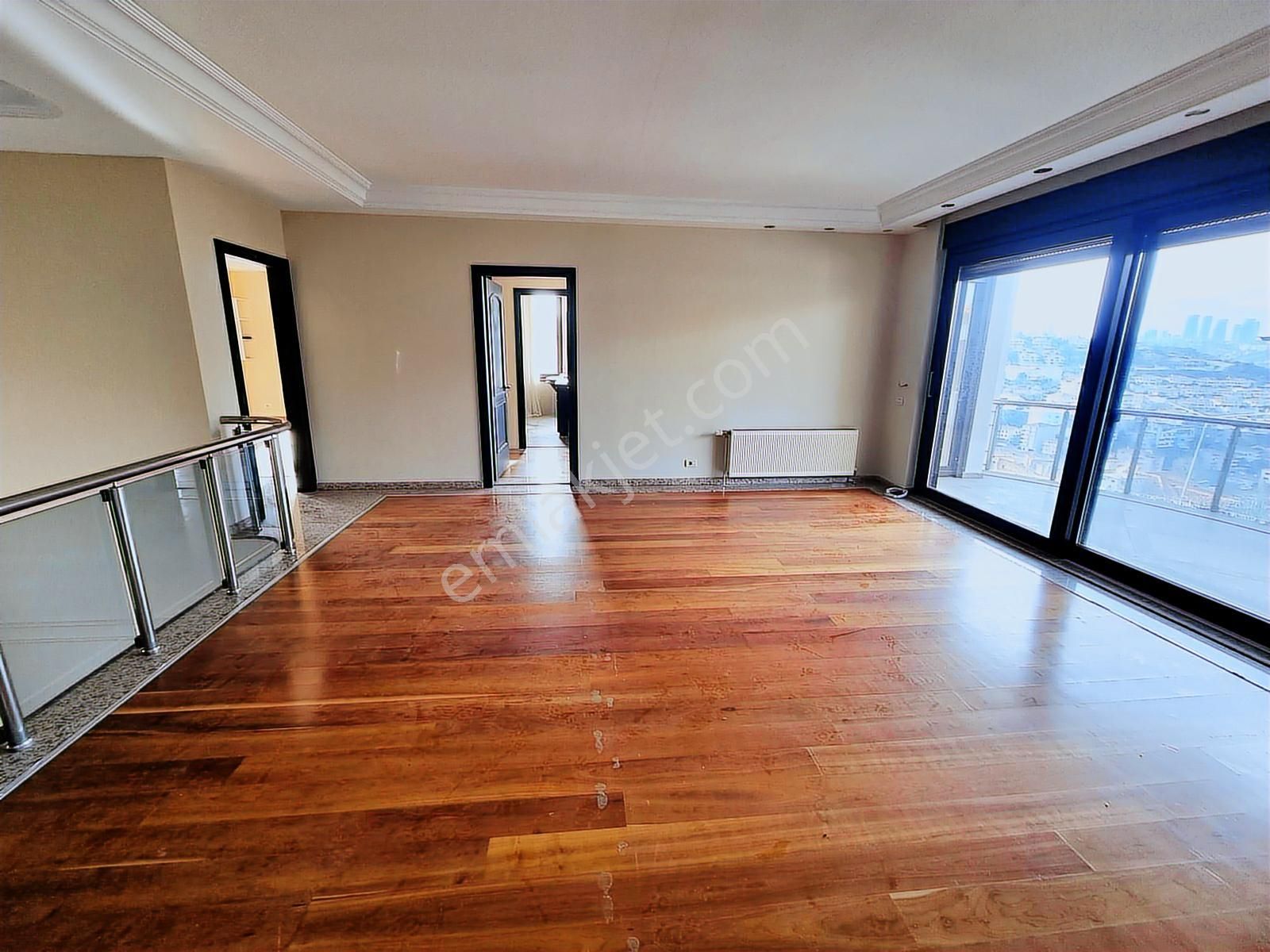 Güzel Boğaz Manzaralı : Doğayla İç İçe : 6+2 Uygun Fırsat Villa - Görsel 15