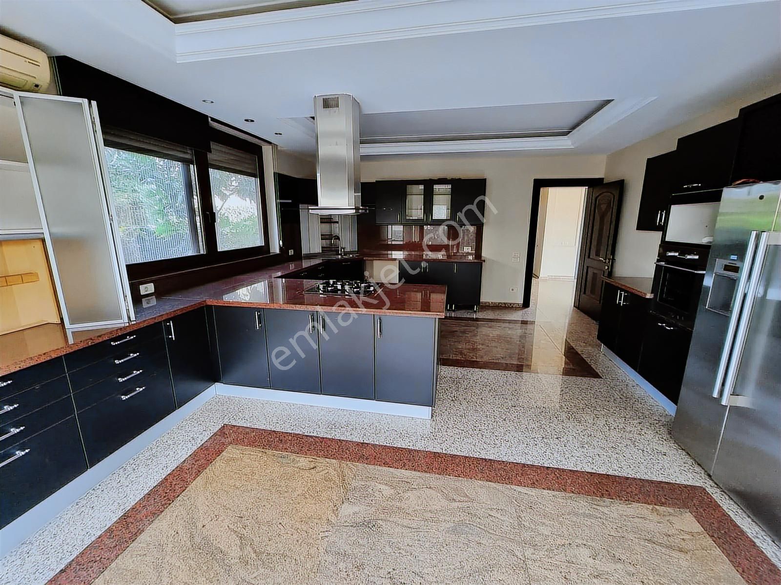 Güzel Boğaz Manzaralı : Doğayla İç İçe : 6+2 Uygun Fırsat Villa - Görsel 23