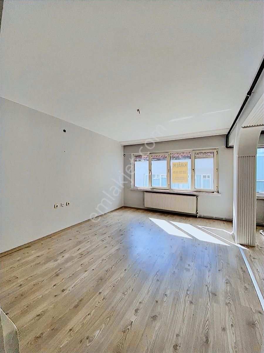 Cemal Emlak Bursa Yıldırım Setbaşı Namazgah 4.kat Full Bakımlı F - Görsel 6