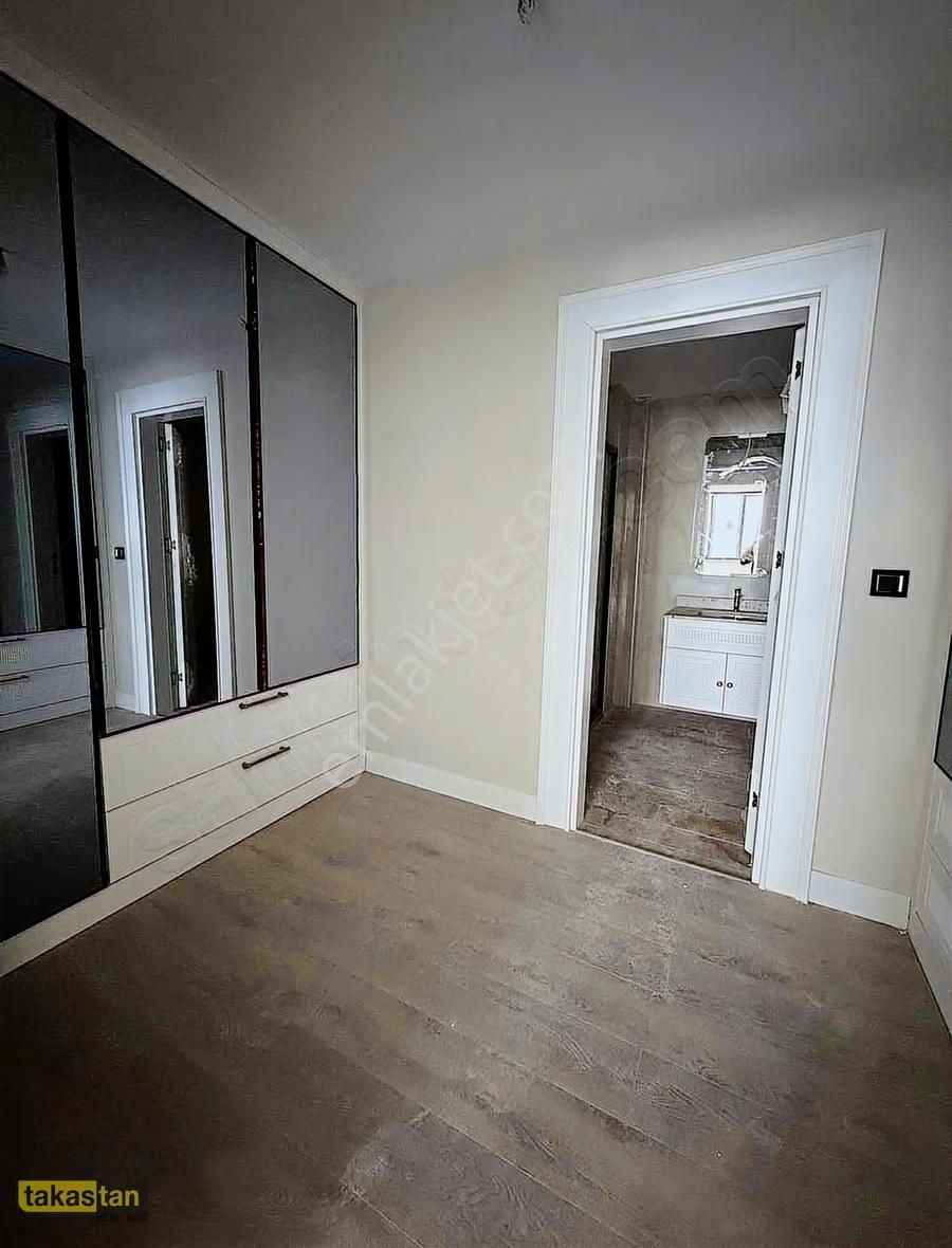 Yamaçtepe'de 5.5+1 Ultra Lüx Gözde Daire - Görsel 22