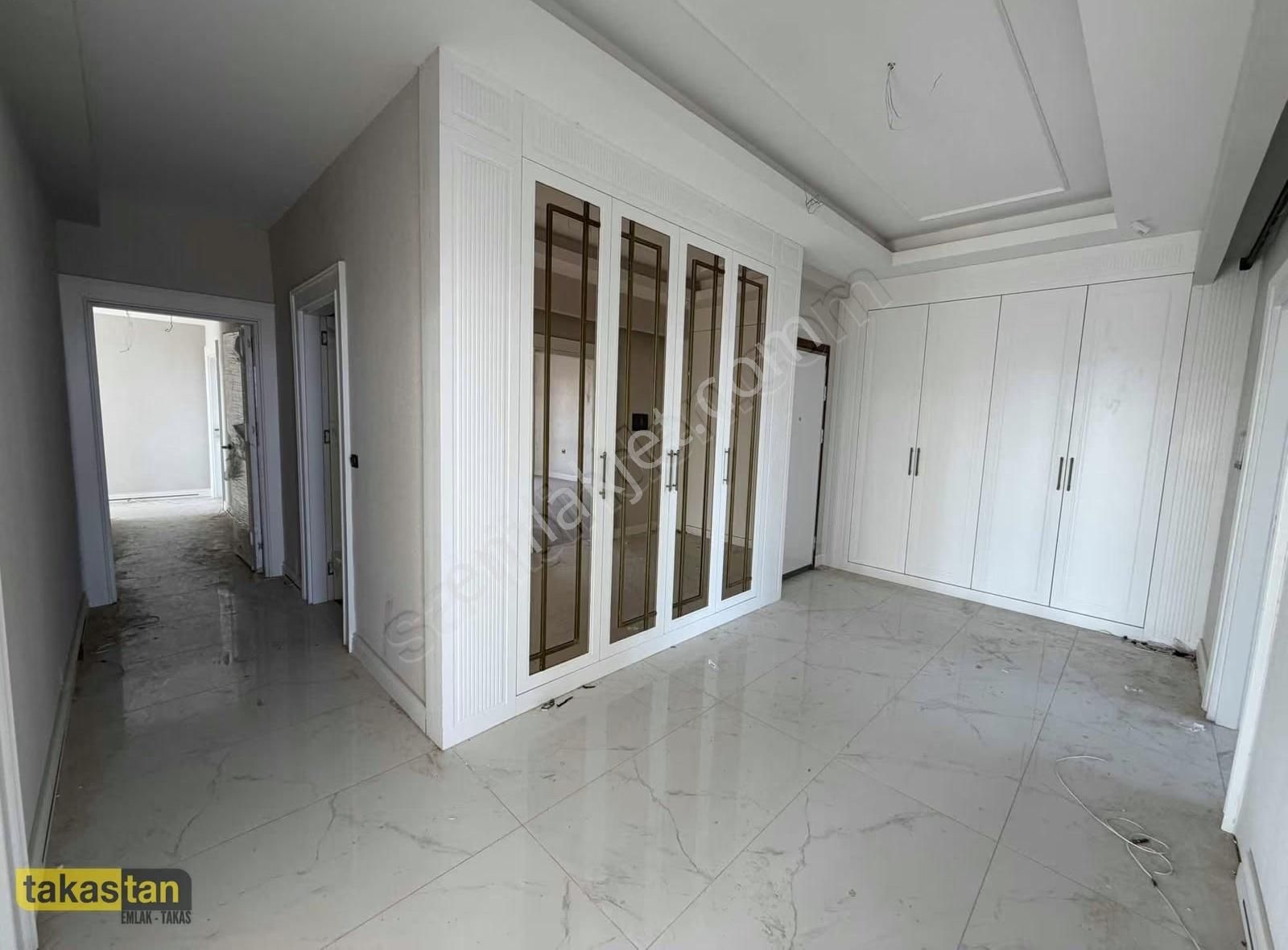 Yamaçtepe'de 5.5+1 Ultra Lüx Gözde Daire - Görsel 33