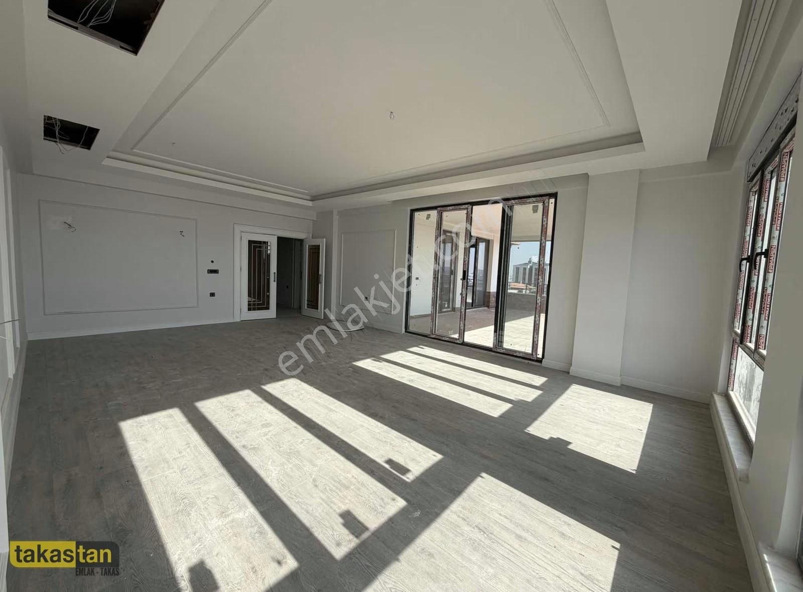 Yamaçtepe'de 5.5+1 Ultra Lüx Gözde Daire - Görsel 28