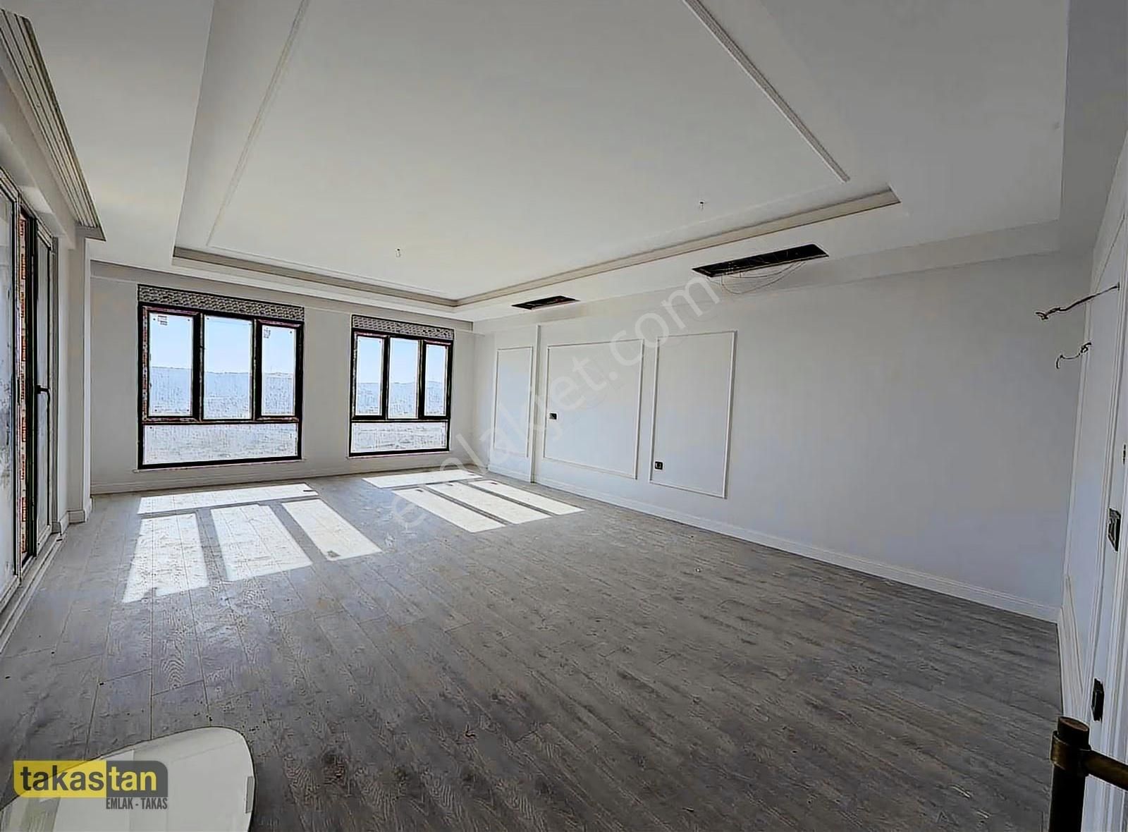 Yamaçtepe'de 5.5+1 Ultra Lüx Gözde Daire - Görsel 3